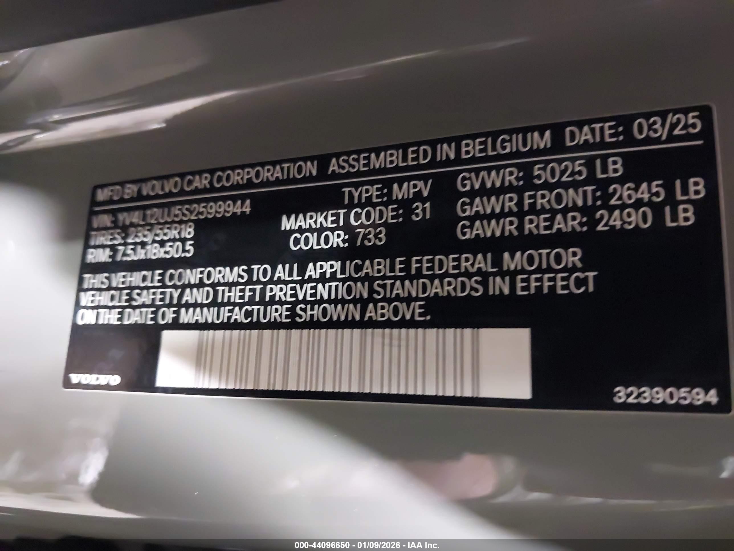 VOLVO XC40 image 9