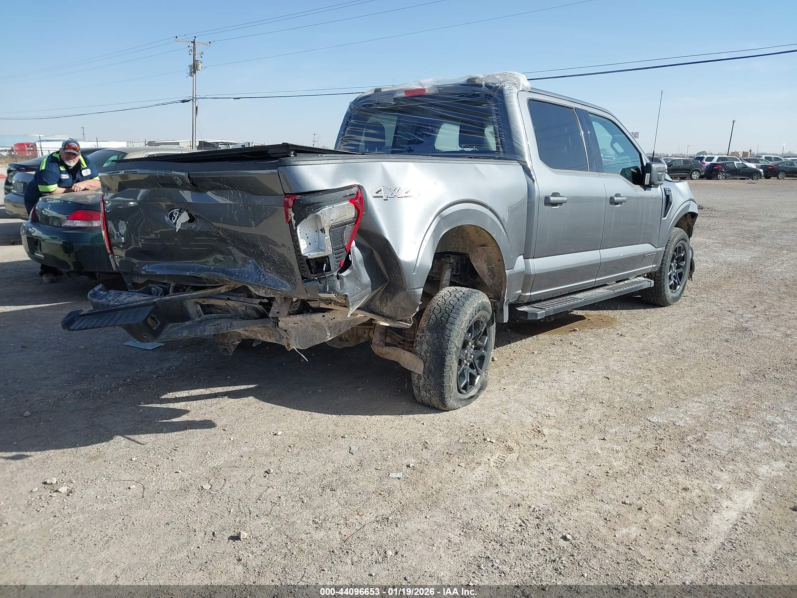 FORD F-150 image 4
