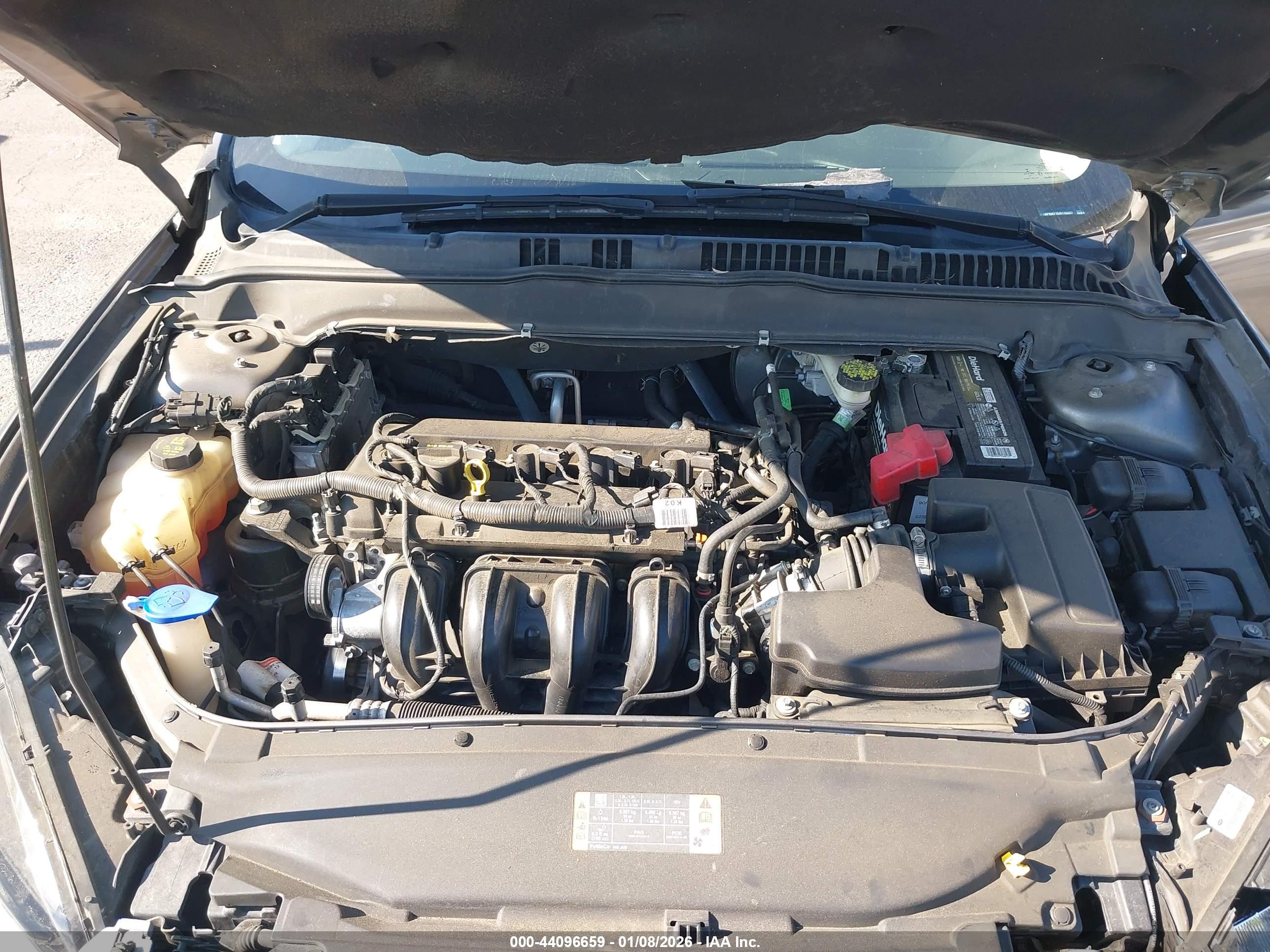 FORD FUSION image 10