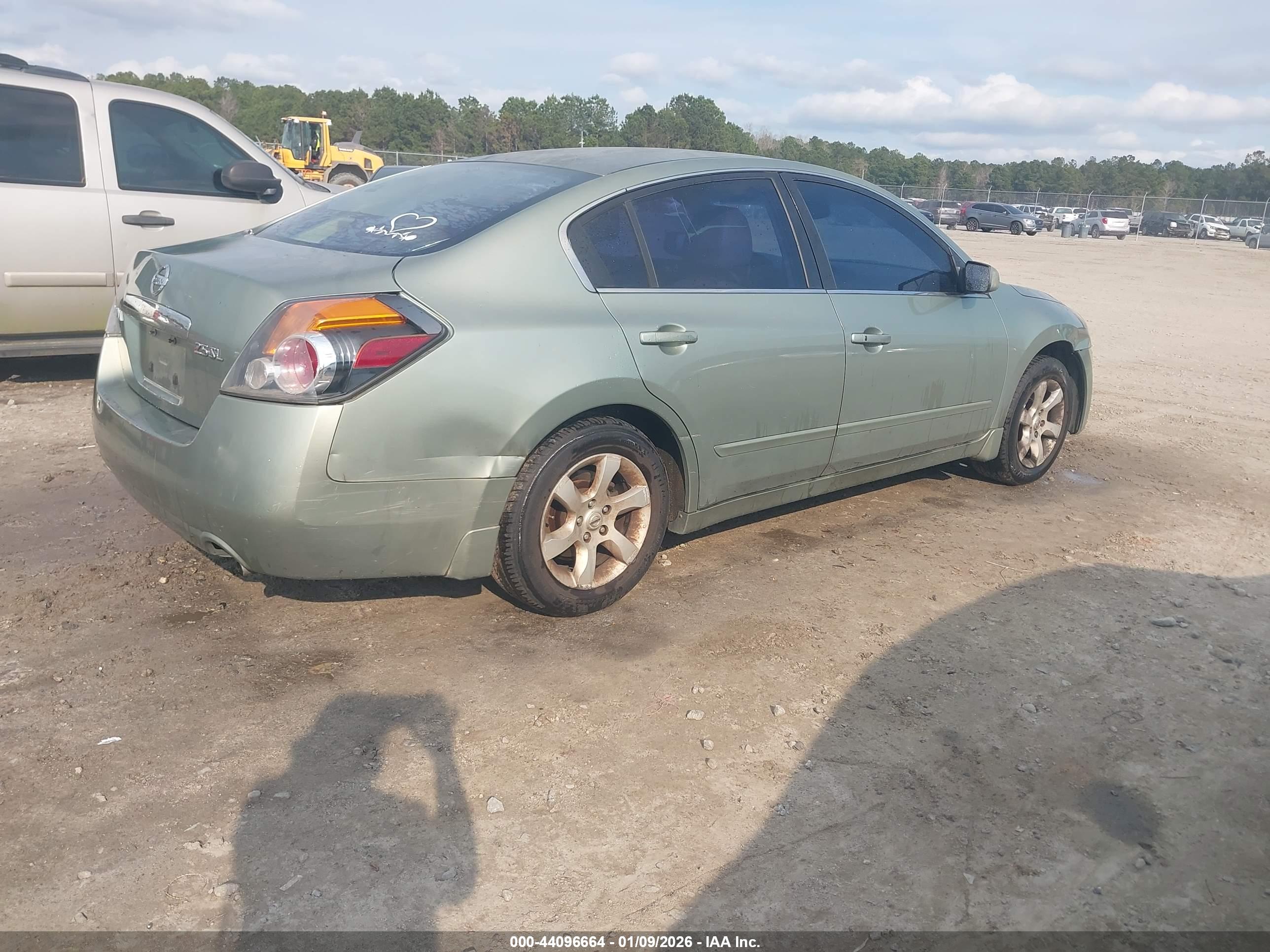 NISSAN ALTIMA image 4