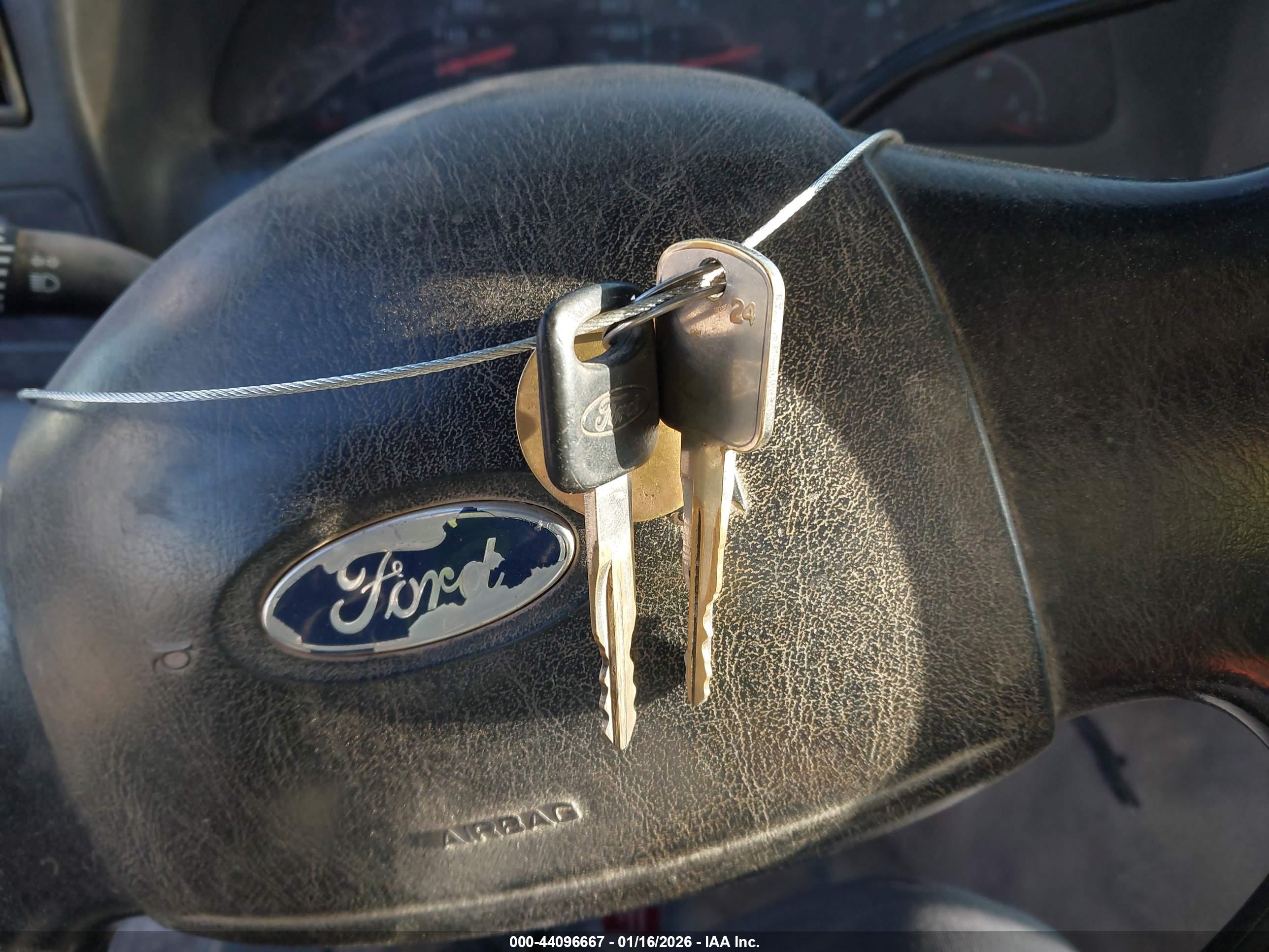 FORD F-450 image 11