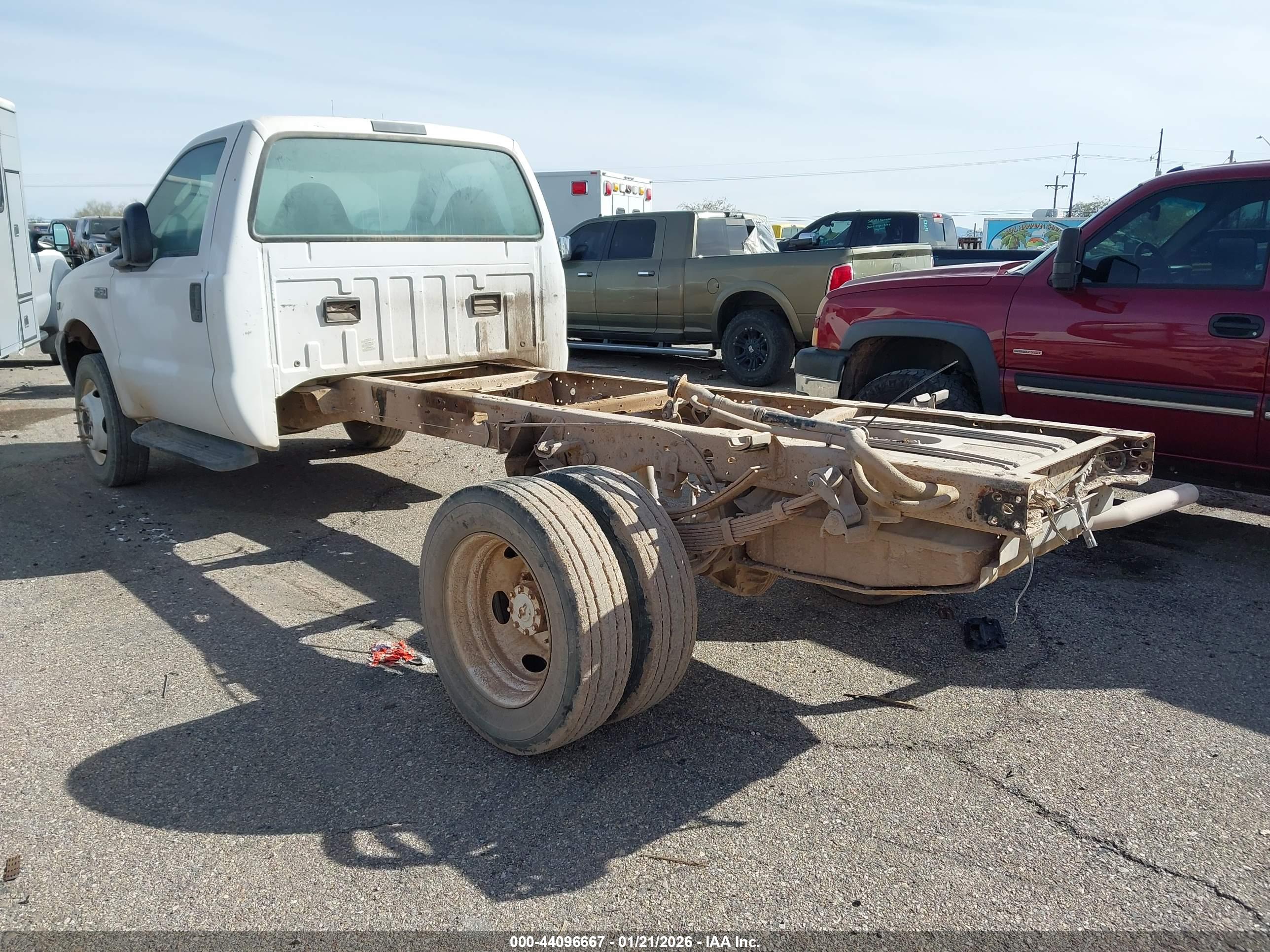 FORD F-450 image 3
