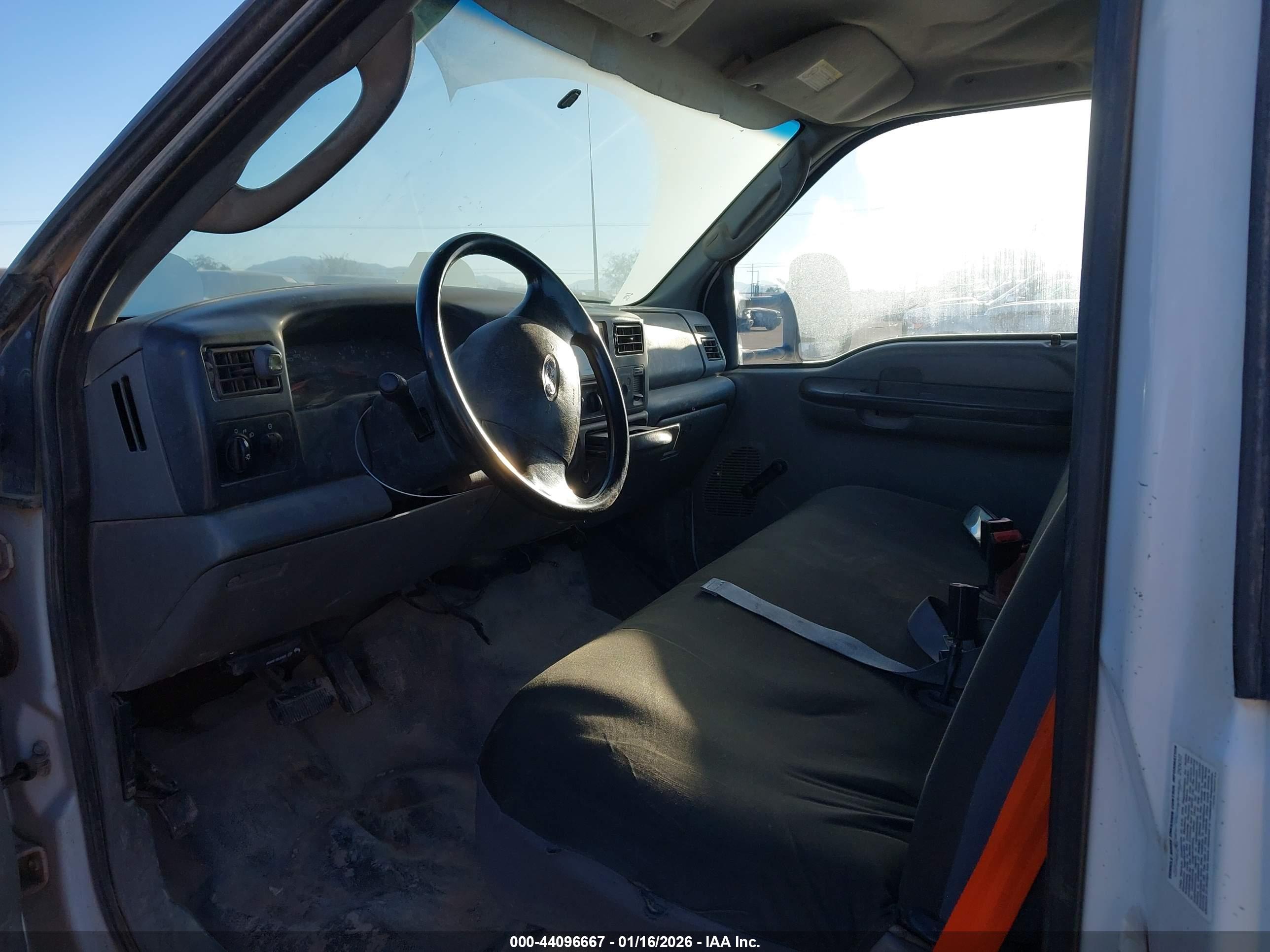 FORD F-450 image 7