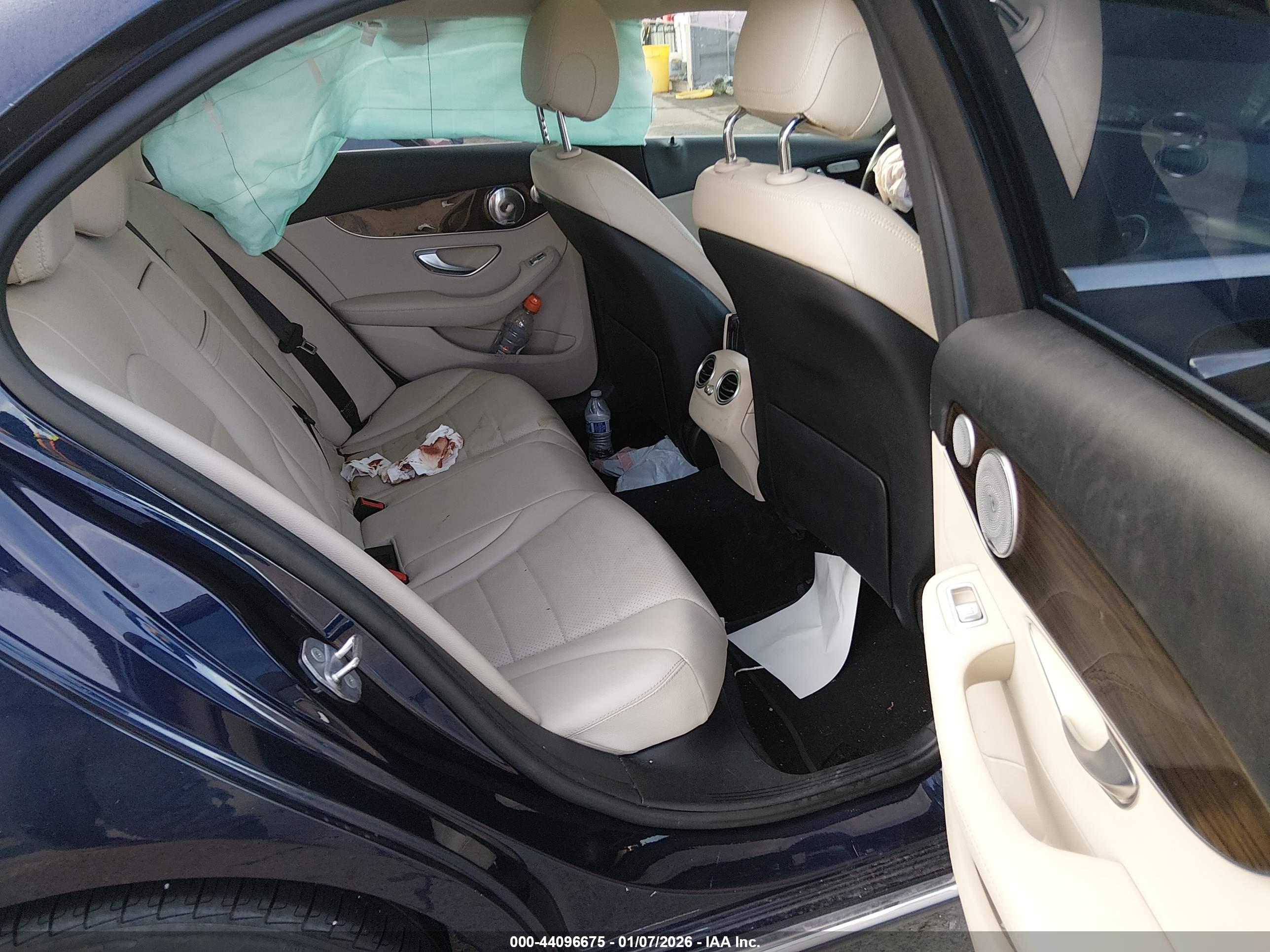 MERCEDES-BENZ C image 8