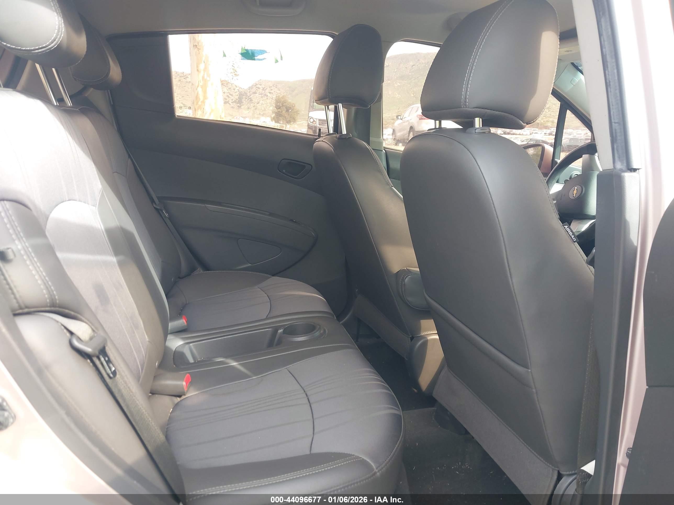 CHEVROLET SPARK image 8