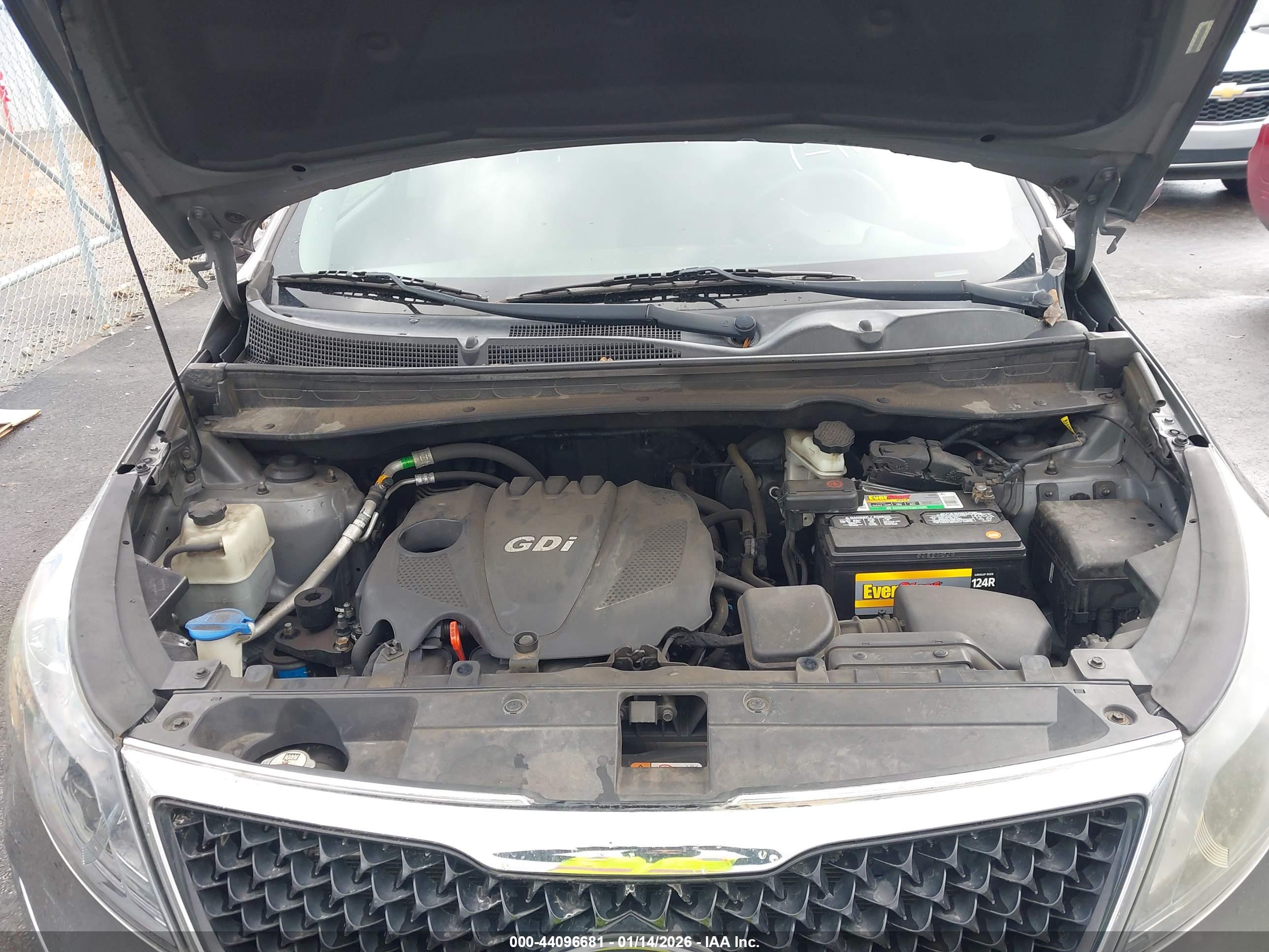 KIA SPORTAGE image 10