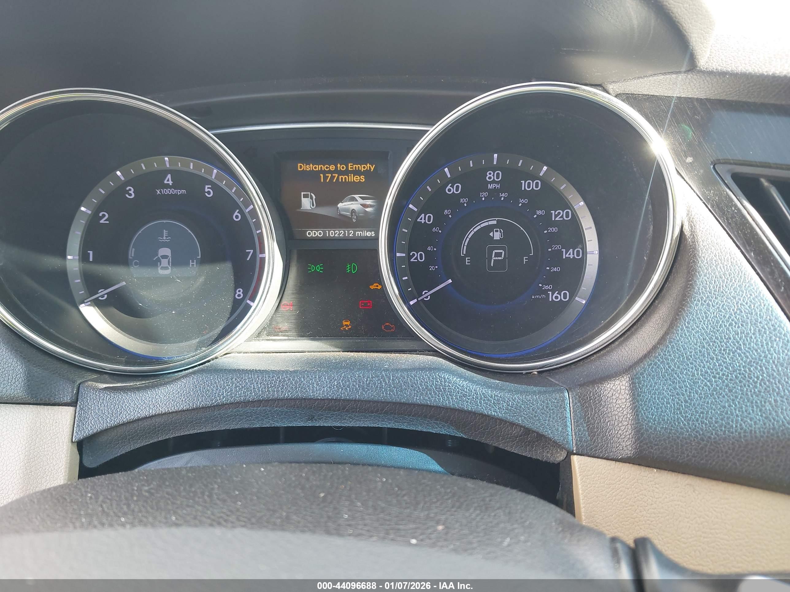 HYUNDAI SONATA image 7