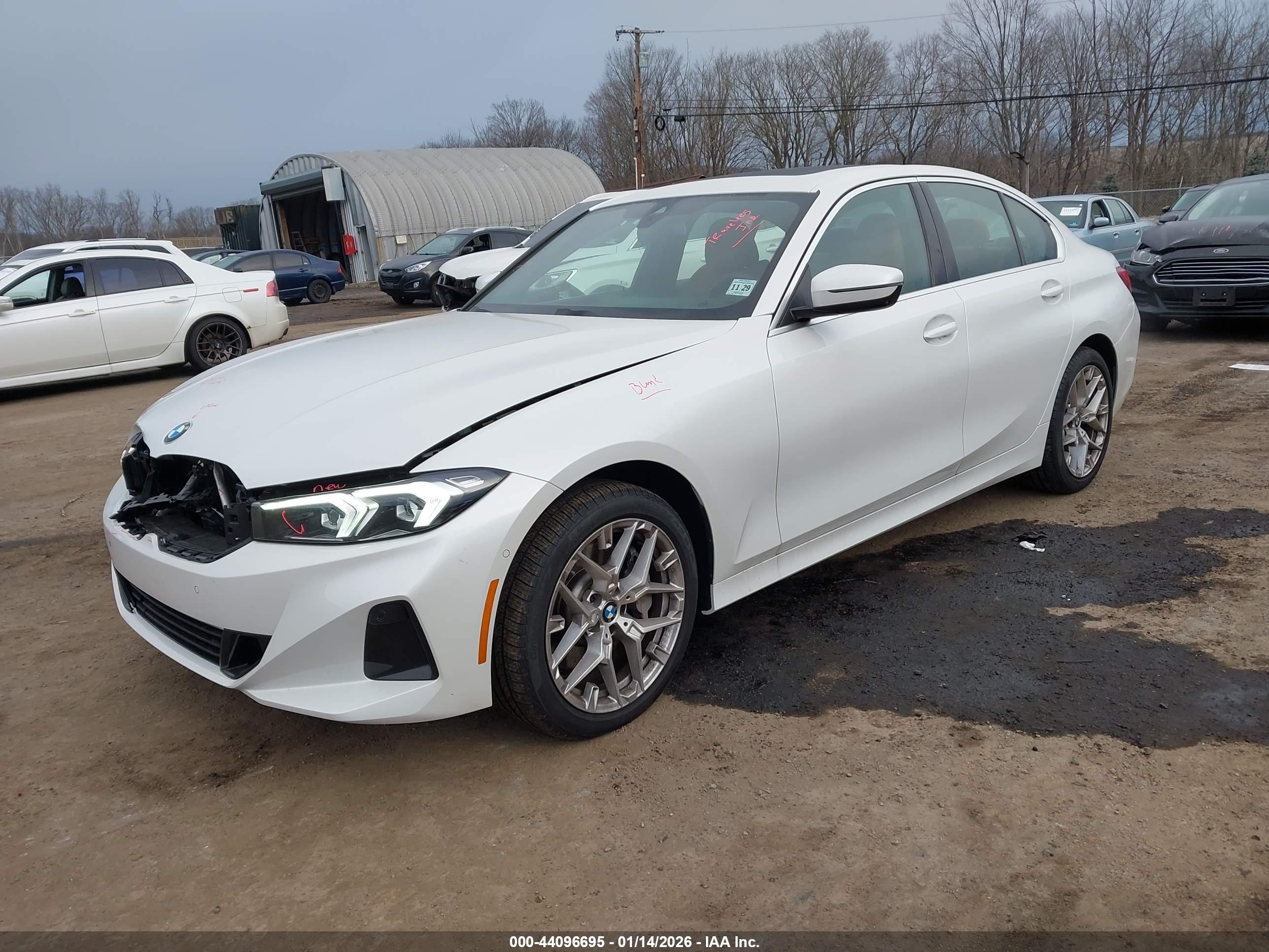 BMW 330I image 2