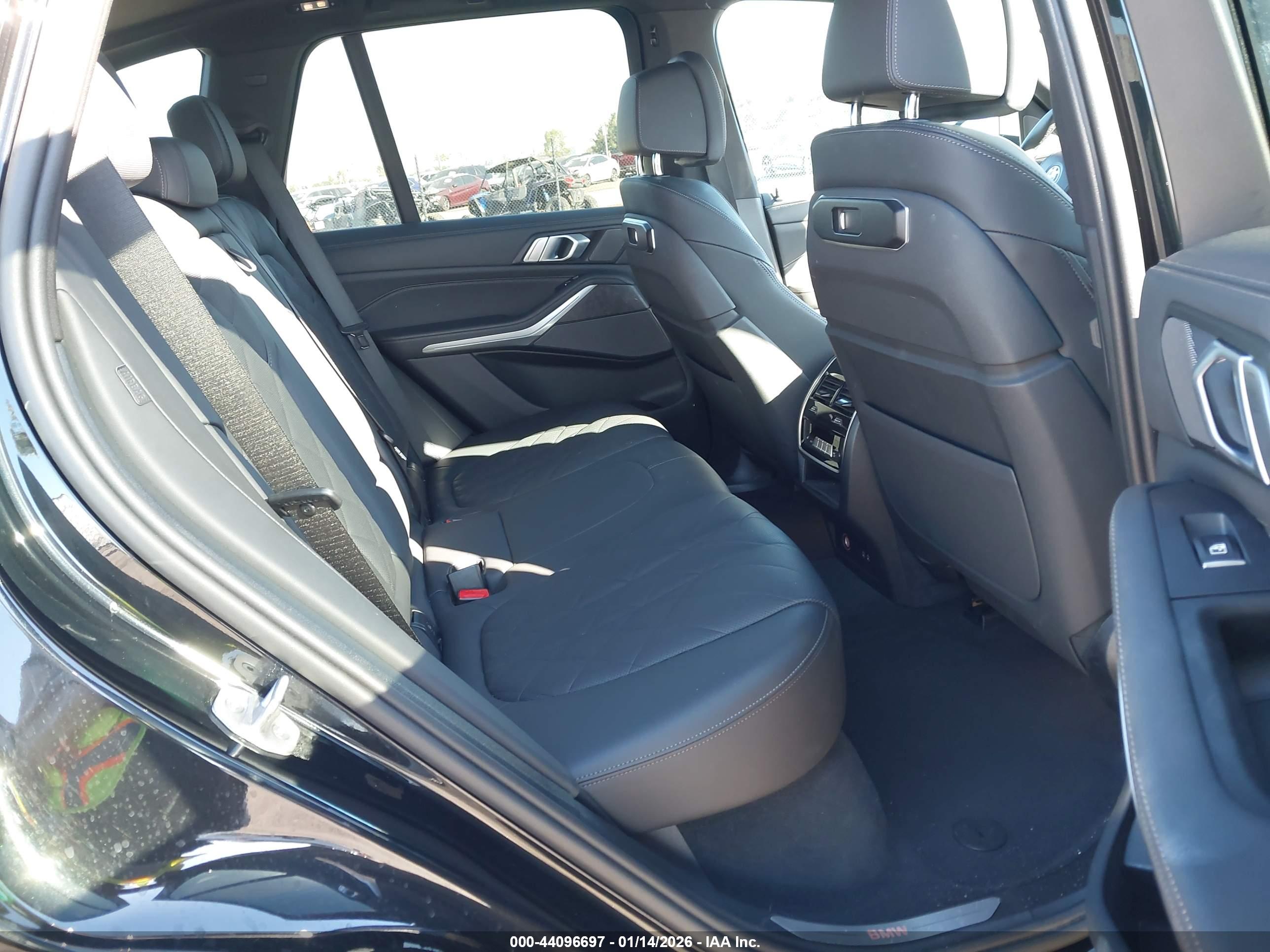 BMW X5 image 8
