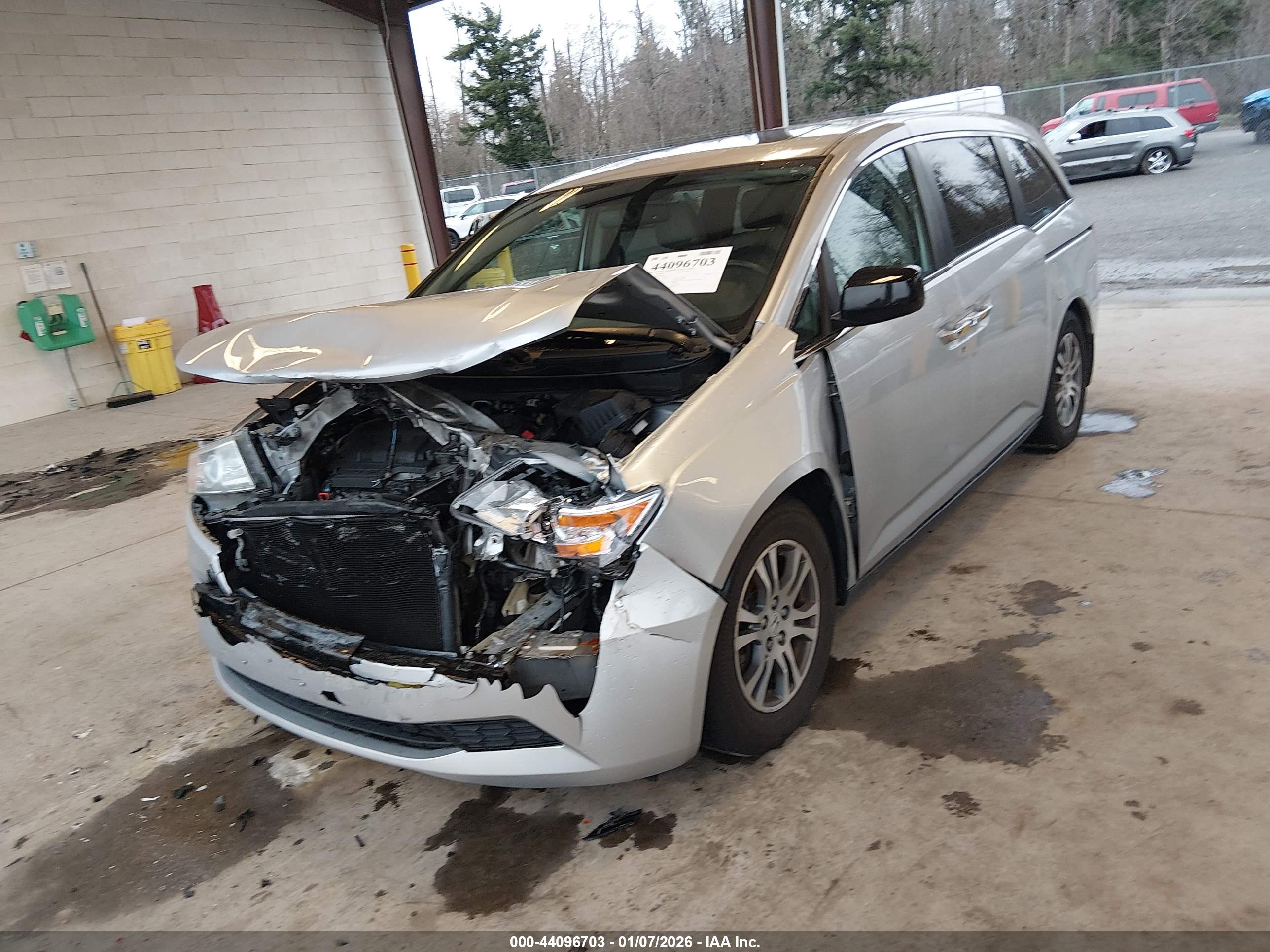 HONDA ODYSSEY image 2