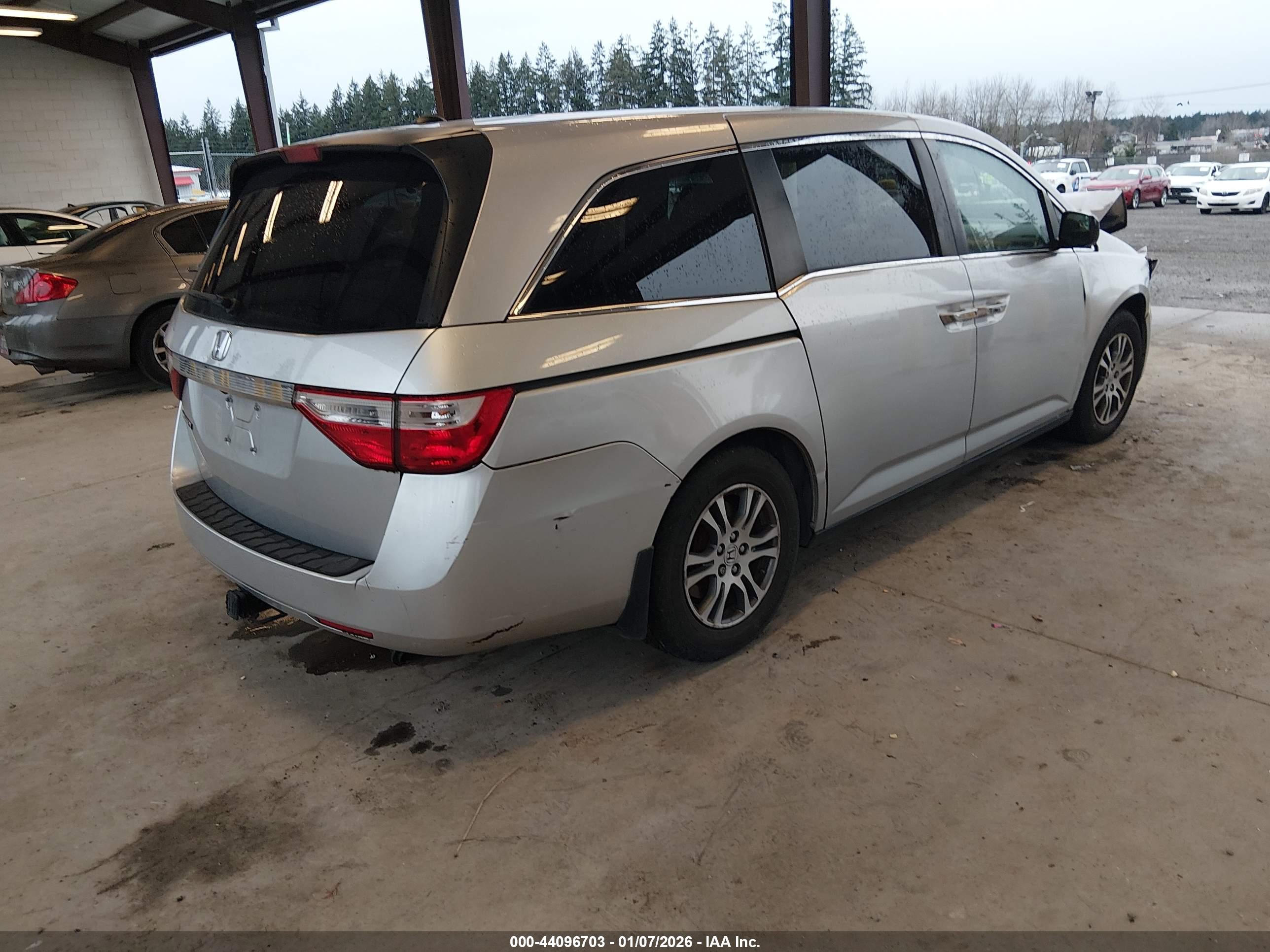 HONDA ODYSSEY image 4