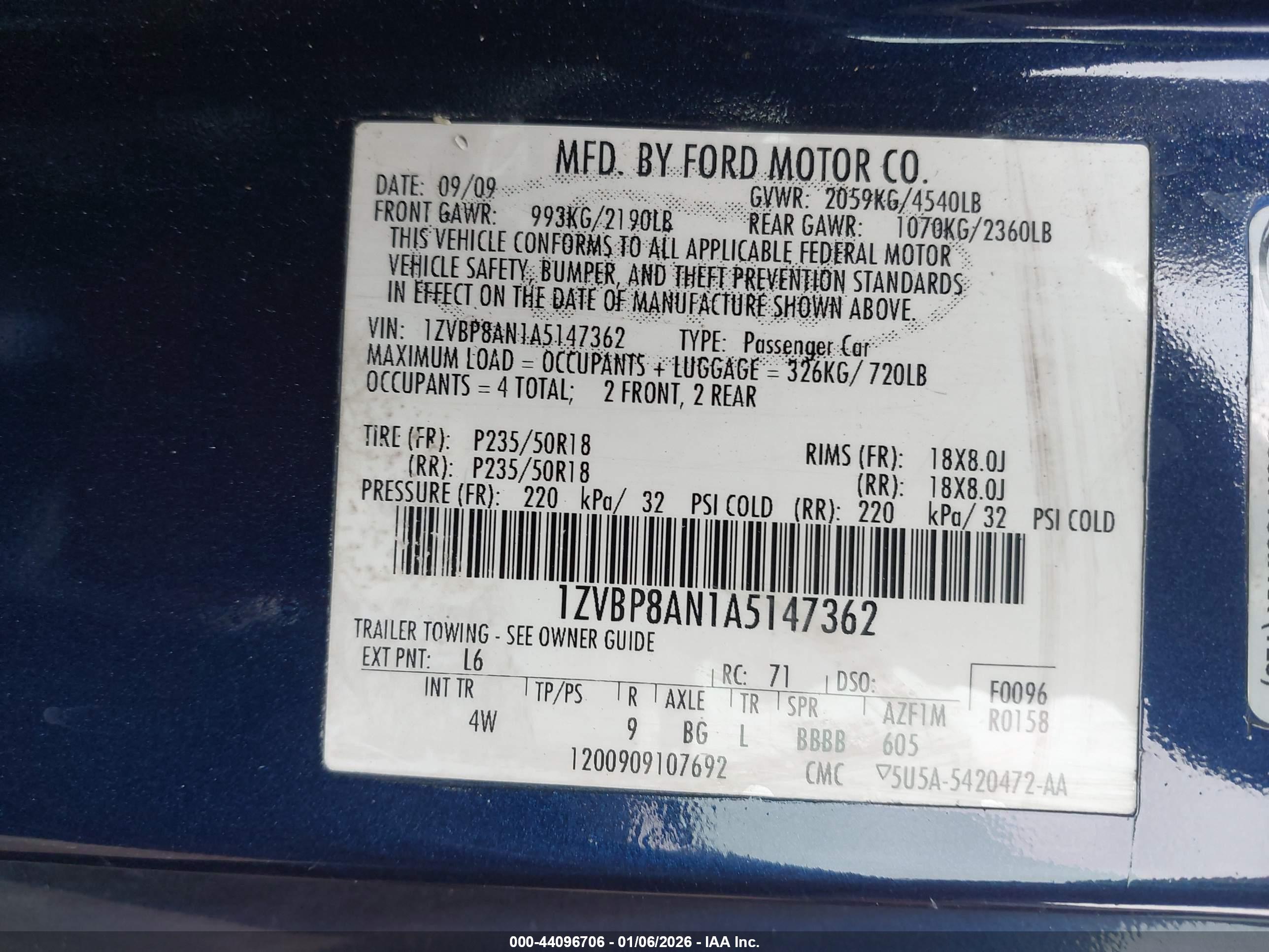 FORD MUSTANG image 9