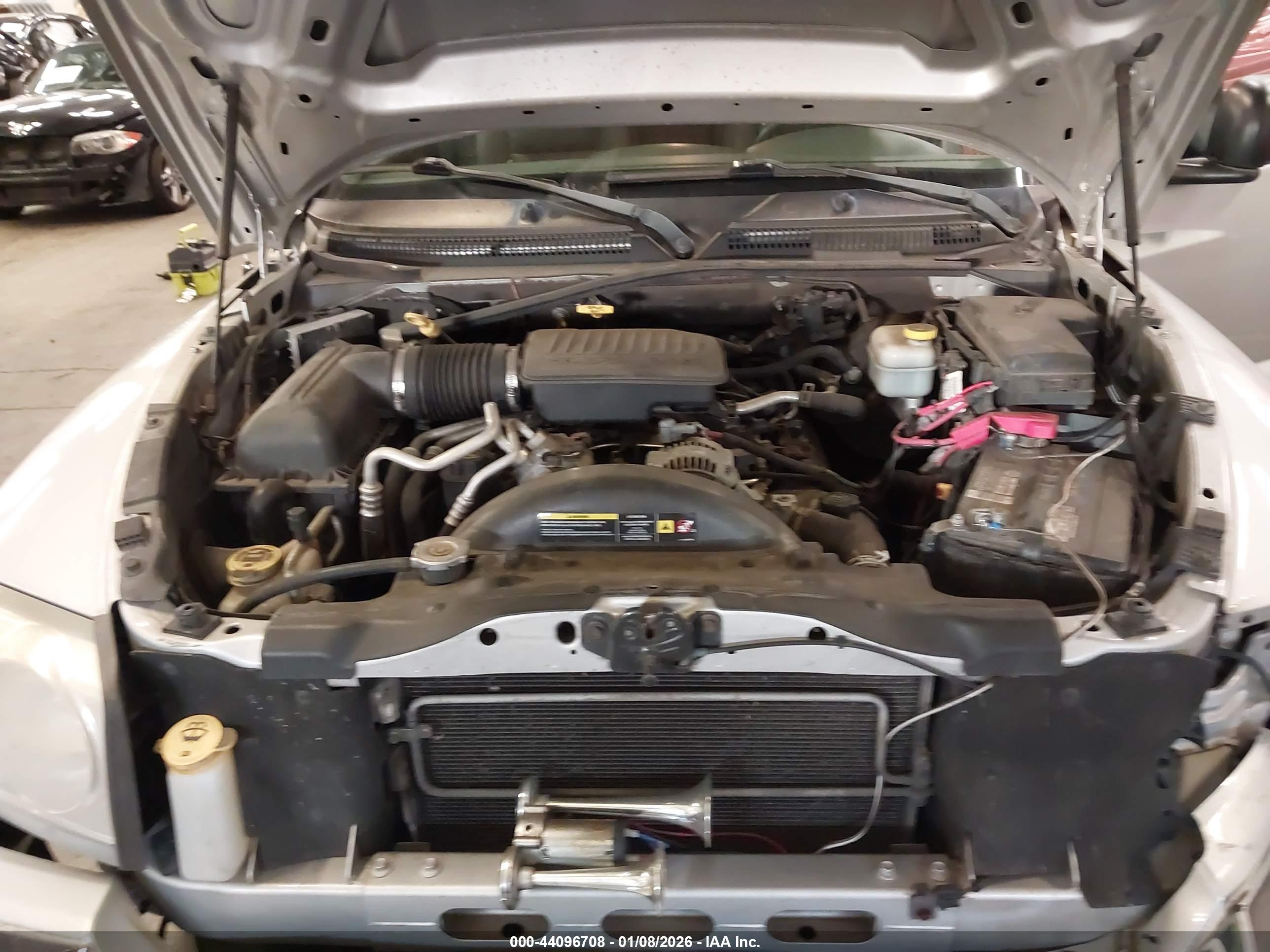 DODGE DAKOTA image 10