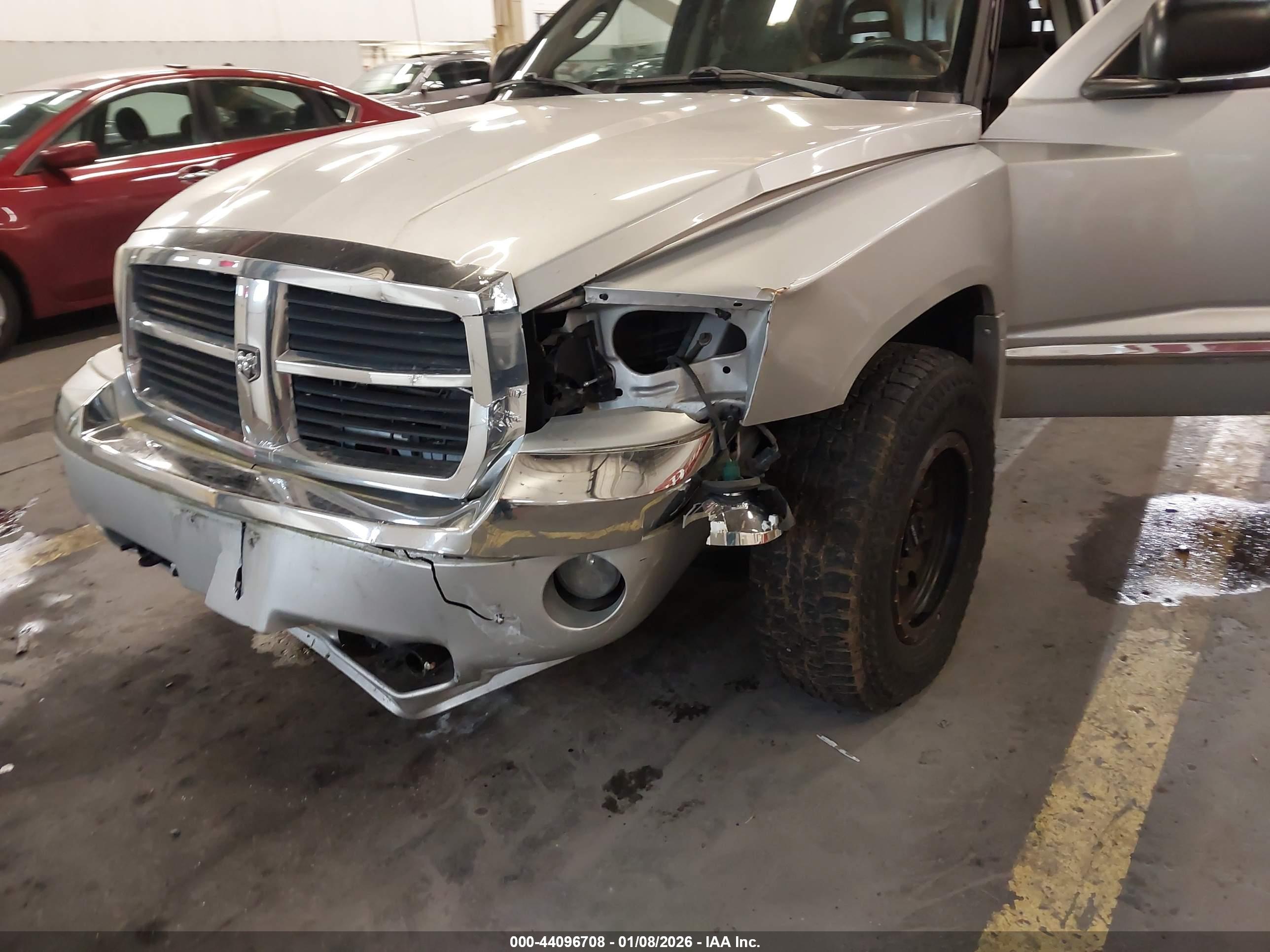 DODGE DAKOTA image 6