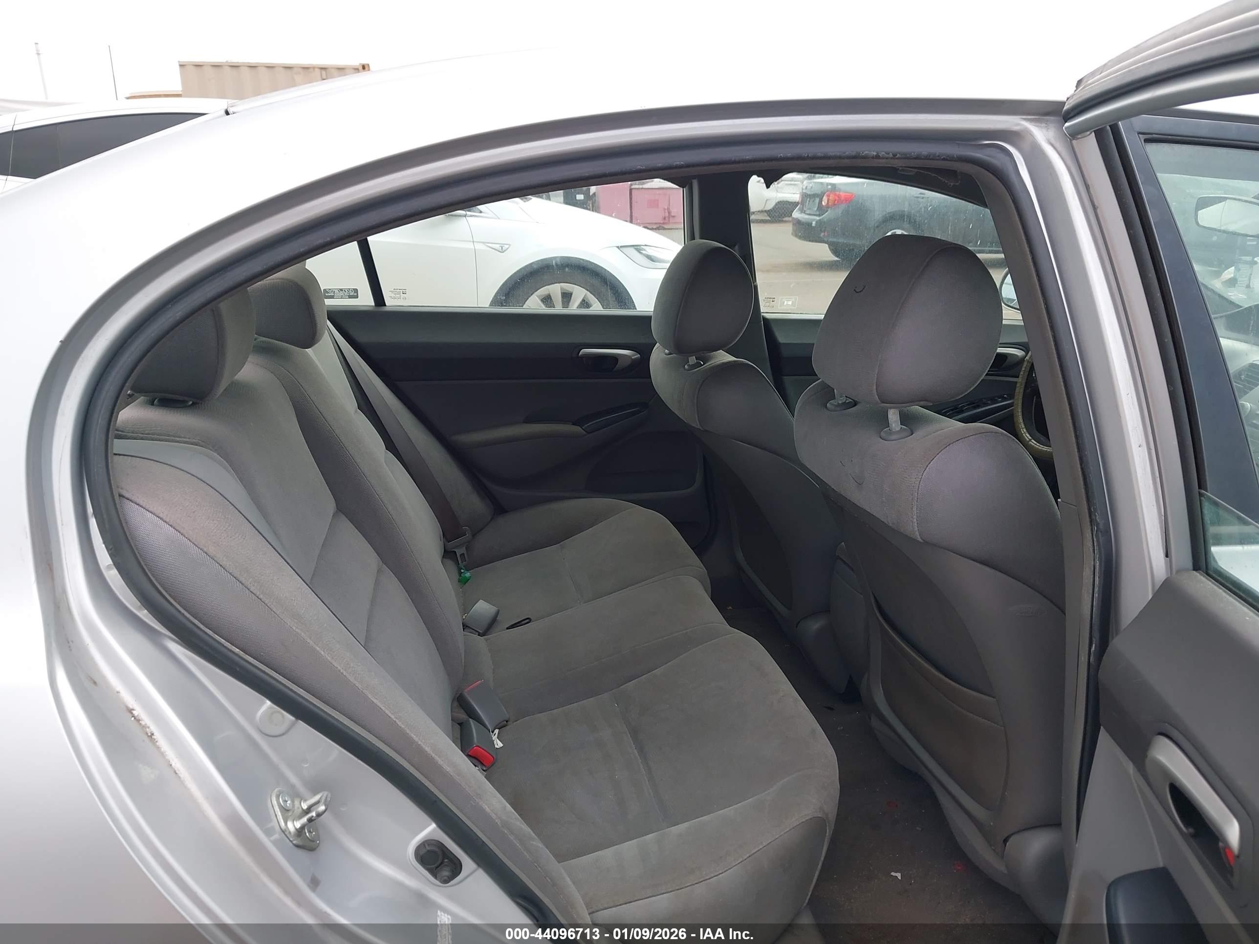 HONDA CIVIC image 8