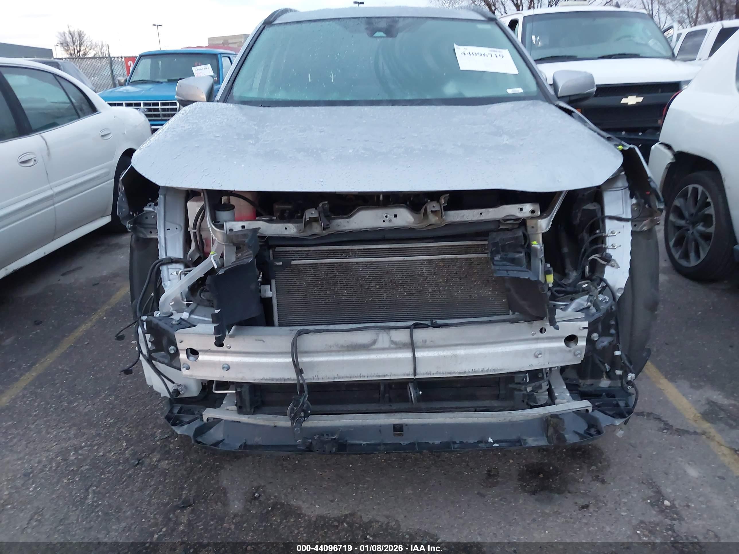 TOYOTA RAV4 image 6