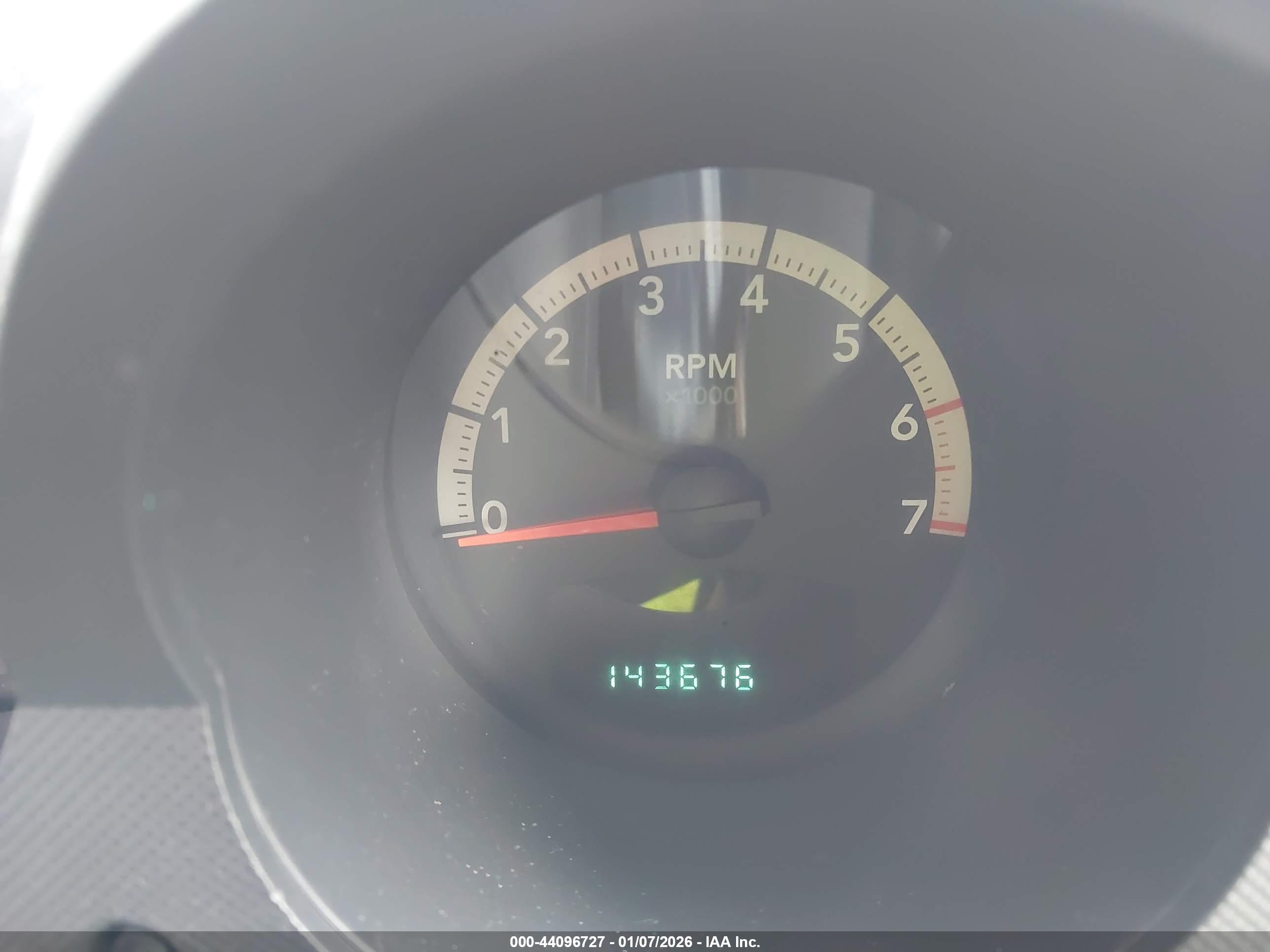 DODGE NITRO image 7