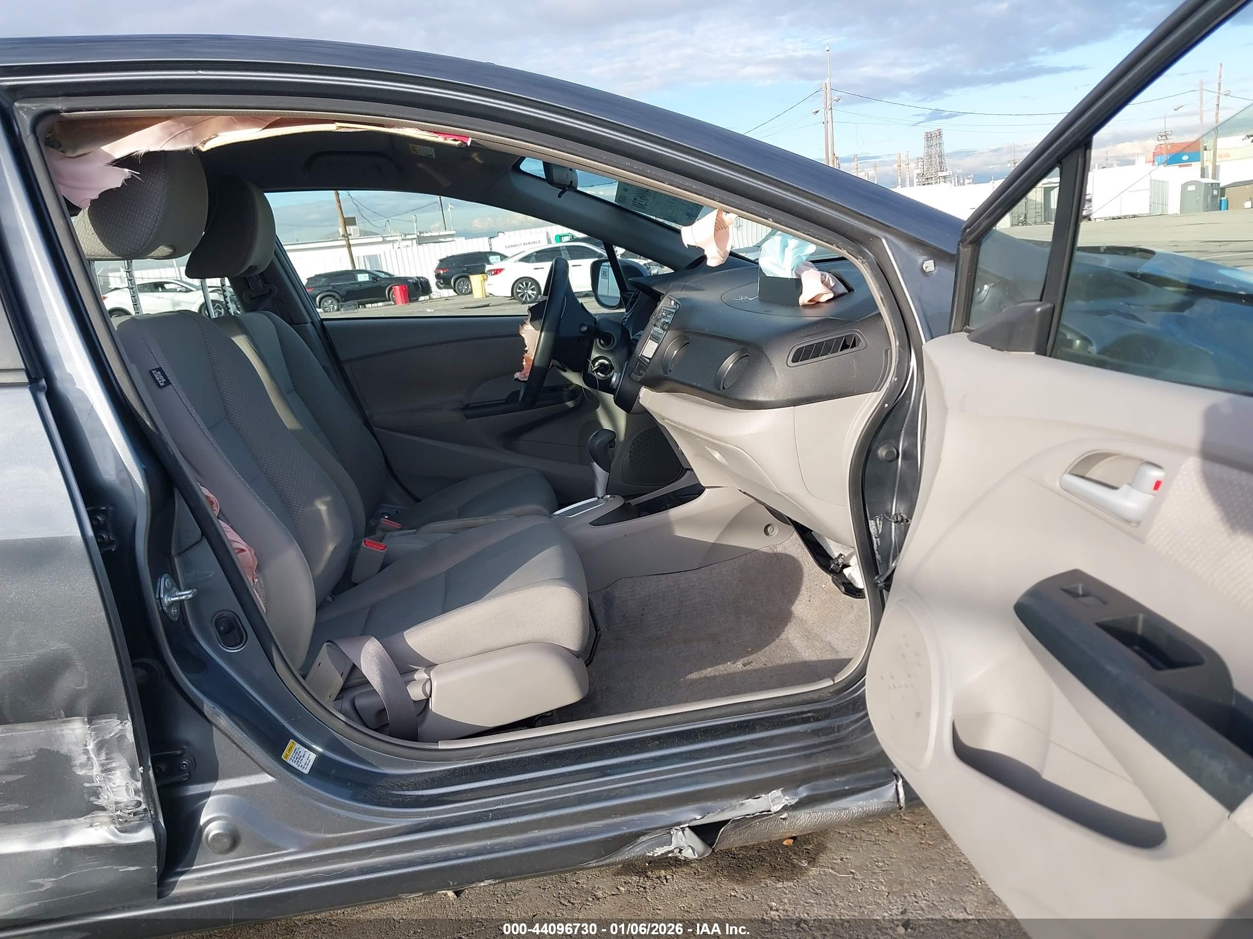 HONDA INSIGHT image 5