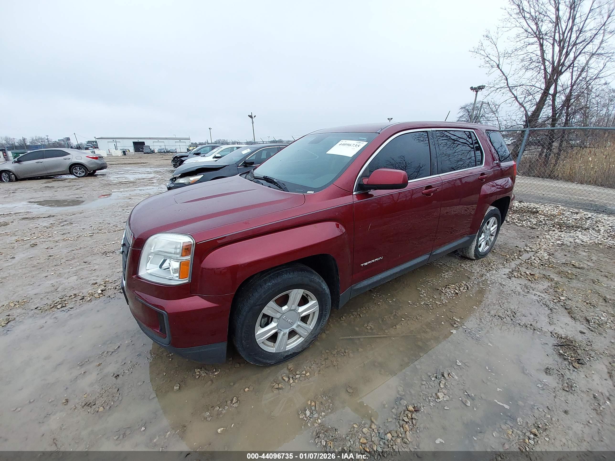 GMC TERRAIN image 2