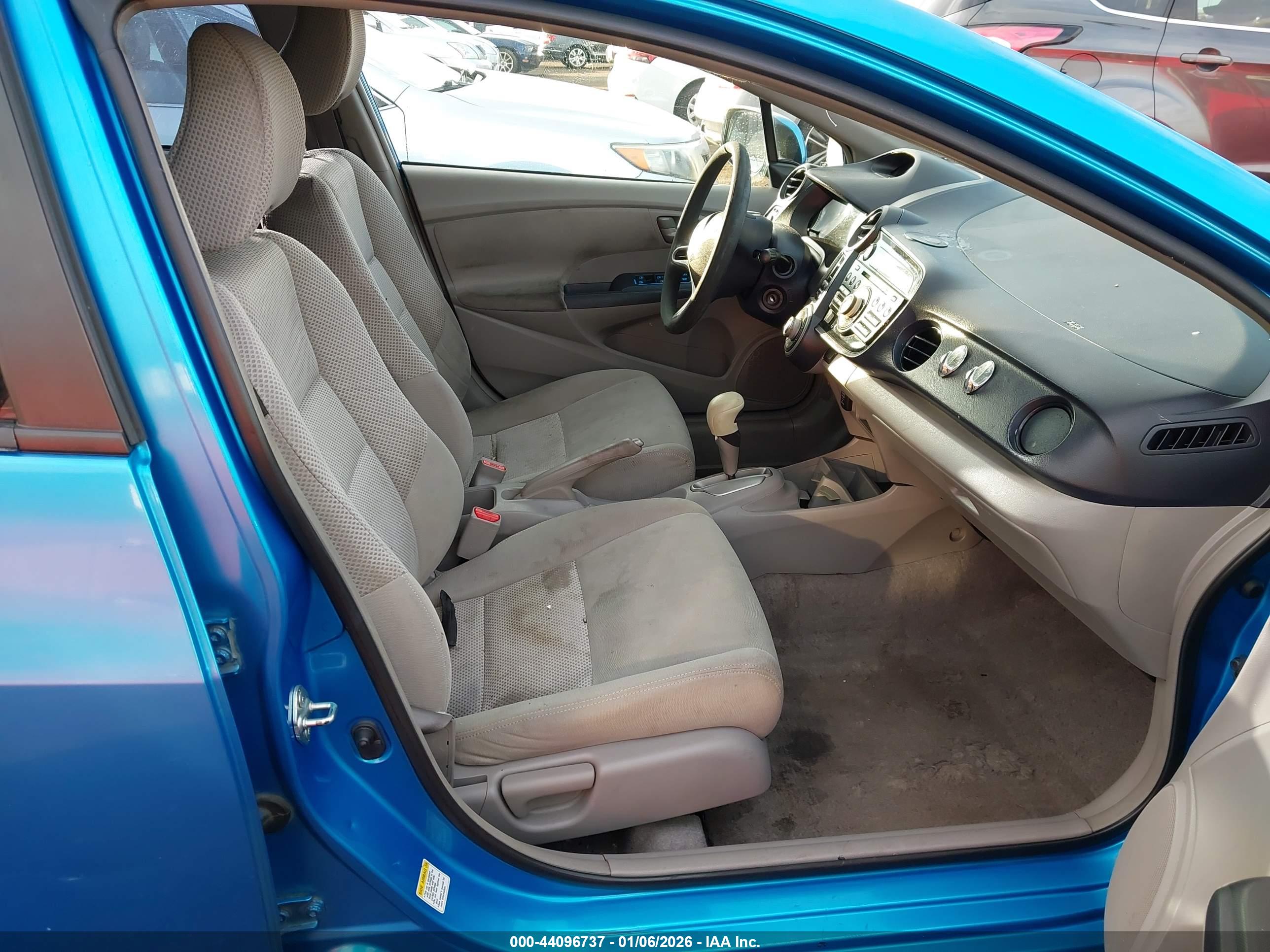 HONDA INSIGHT image 5