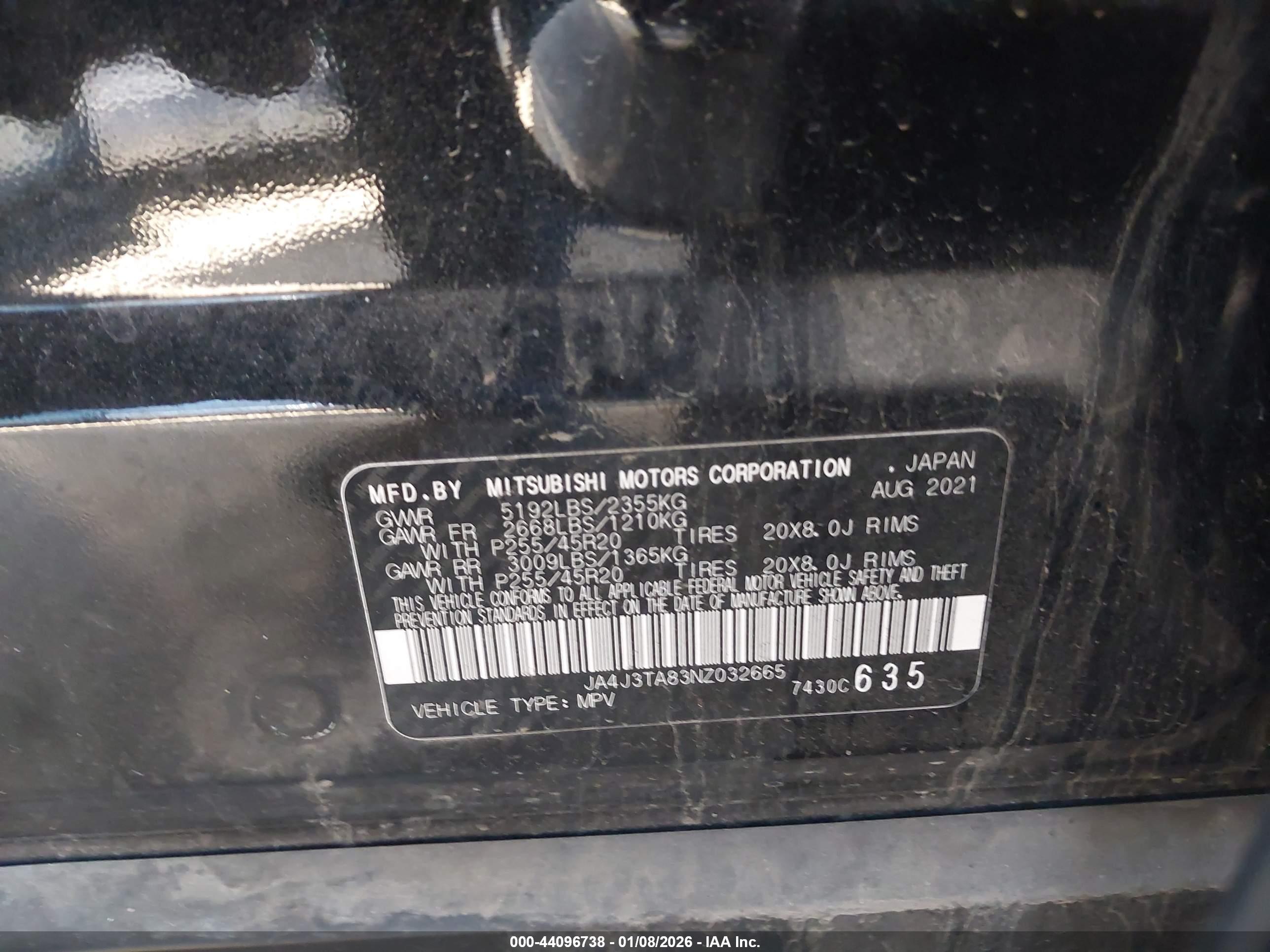 MITSUBISHI OUTLANDER image 9