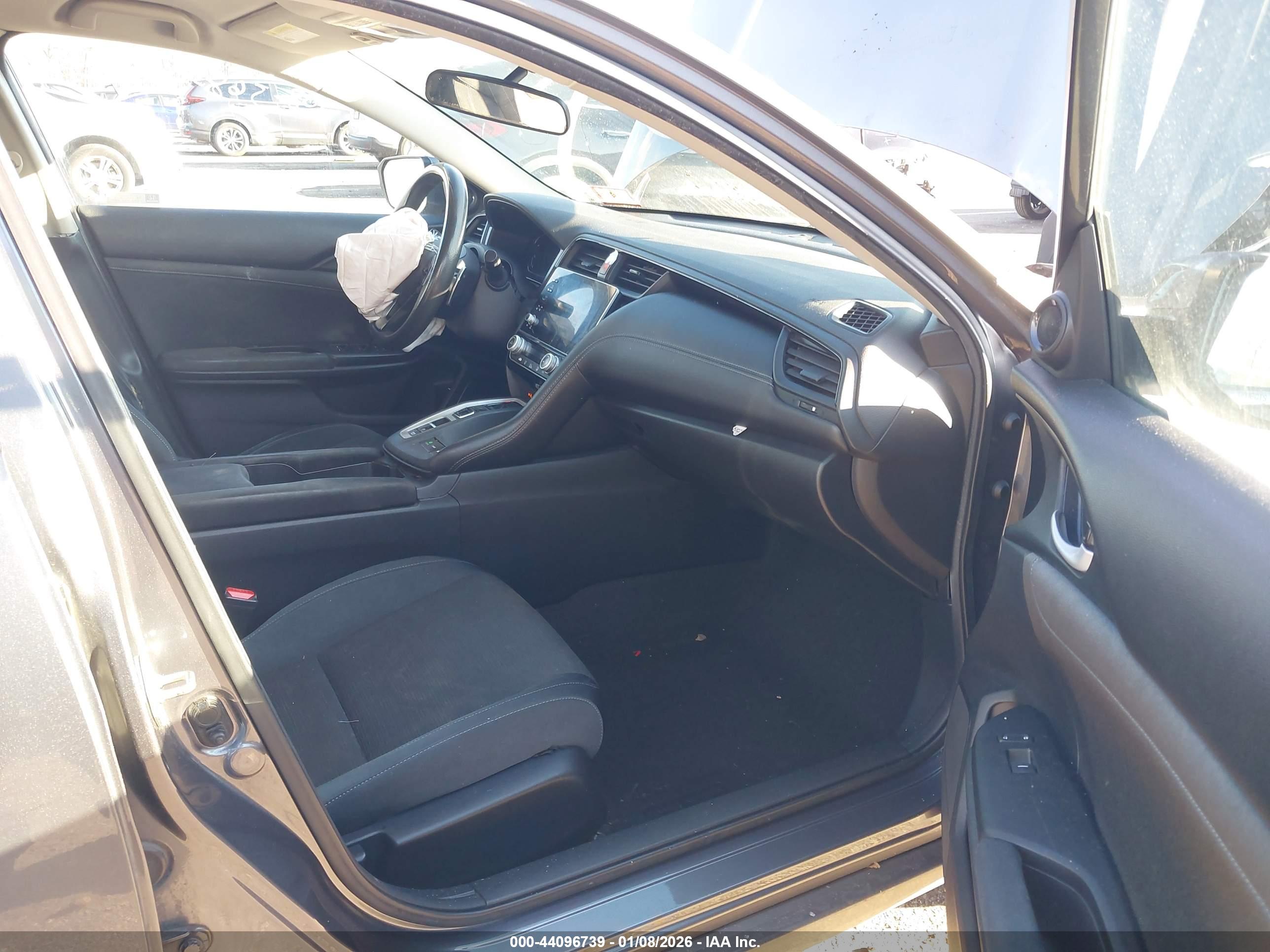 HONDA INSIGHT image 5