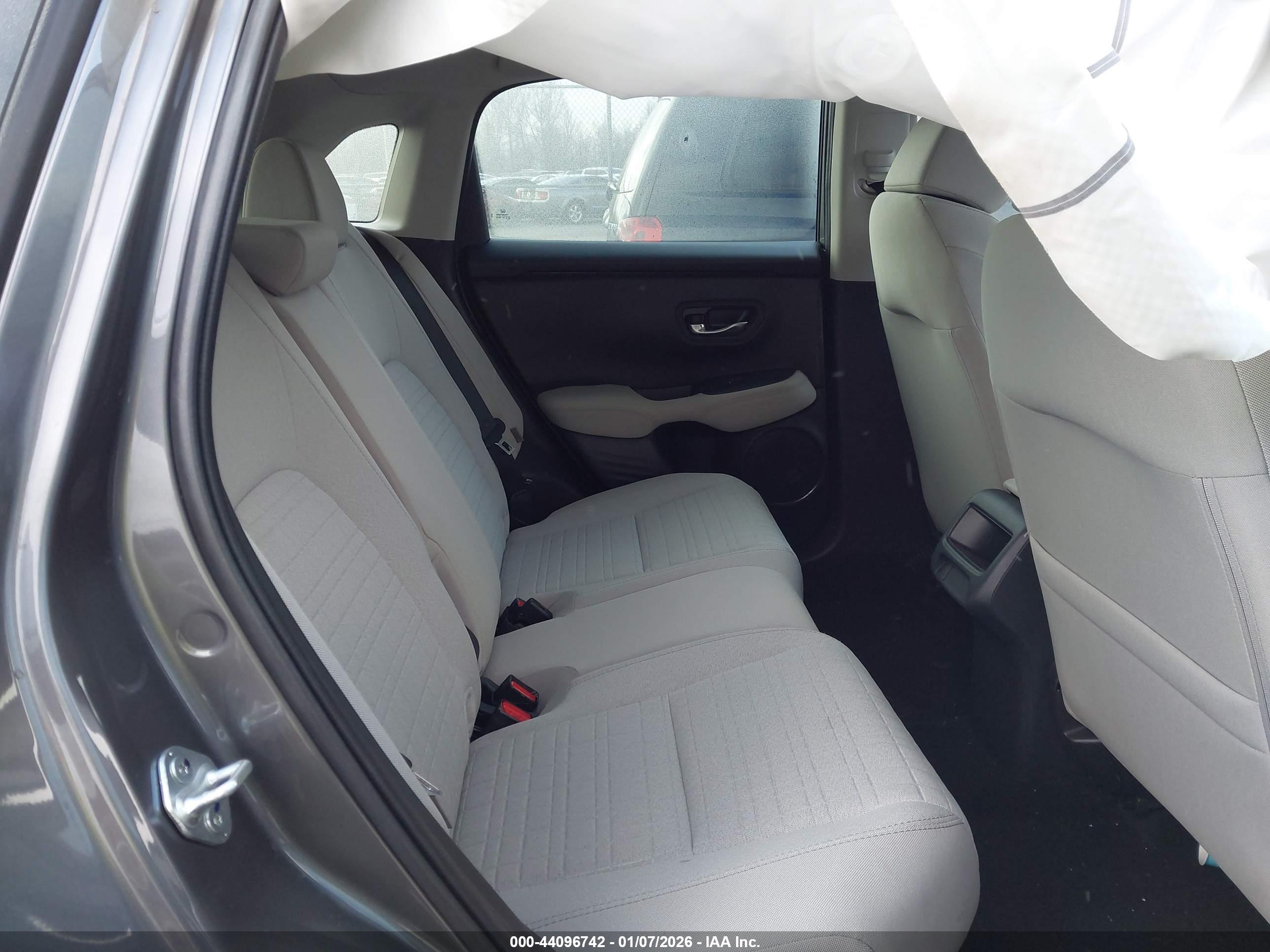 HONDA HR-V image 8