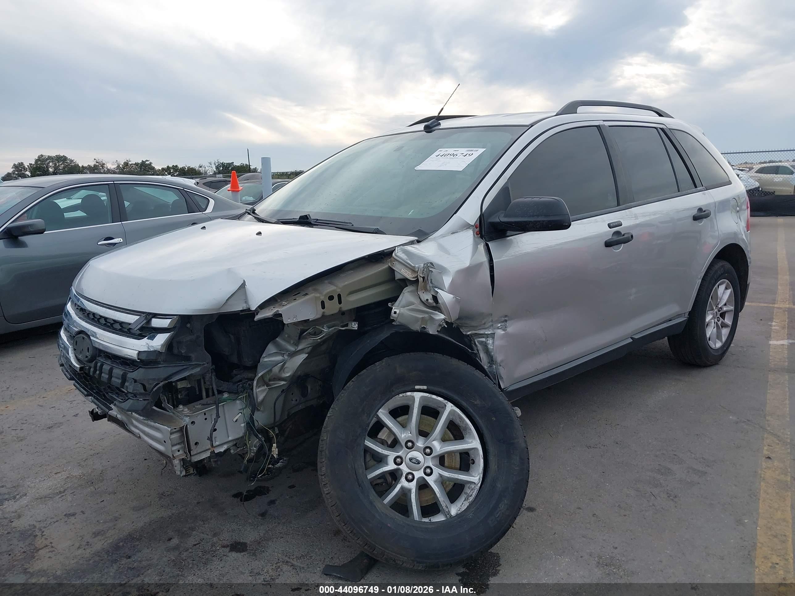 FORD EDGE image 2