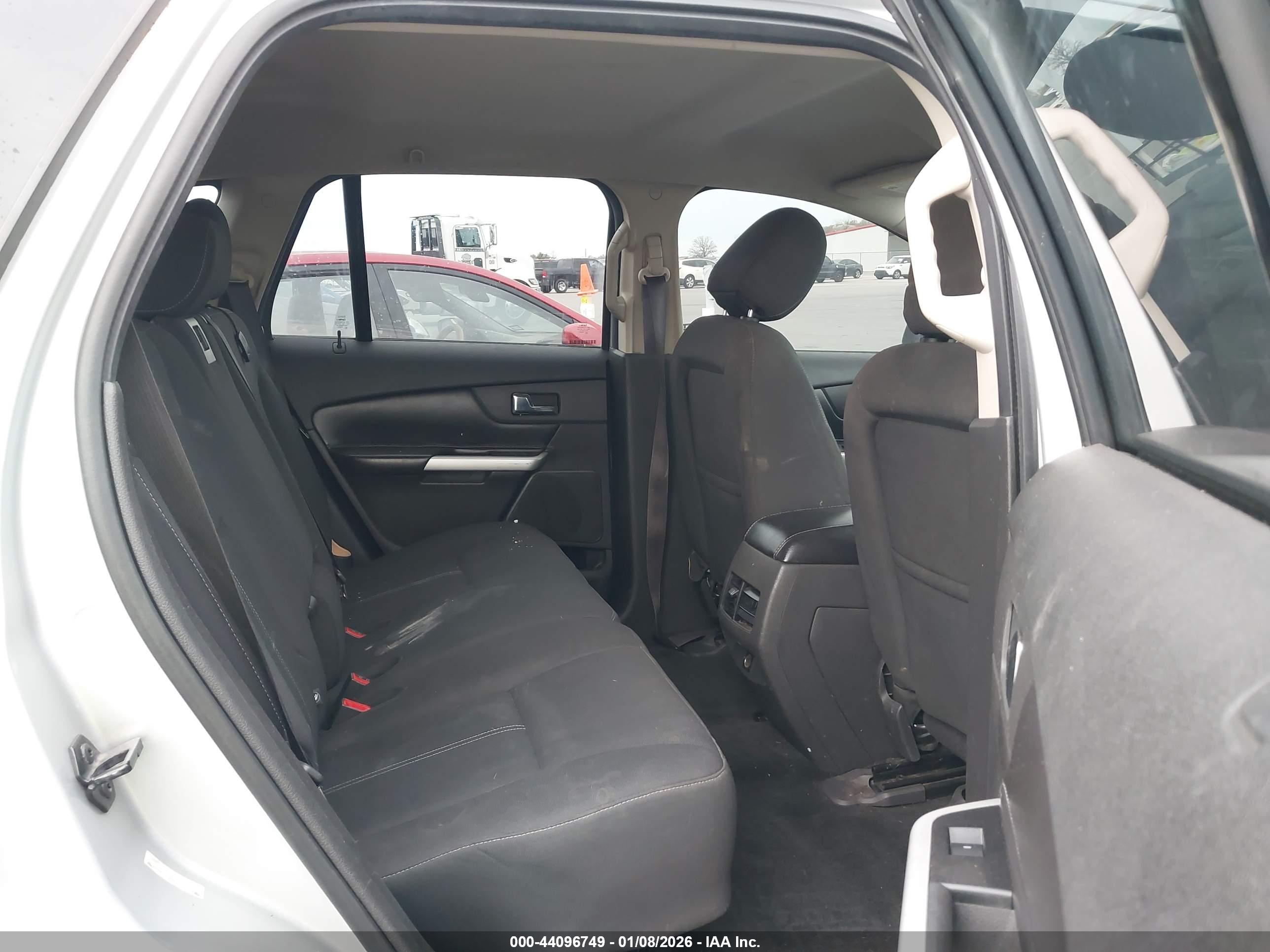 FORD EDGE image 8