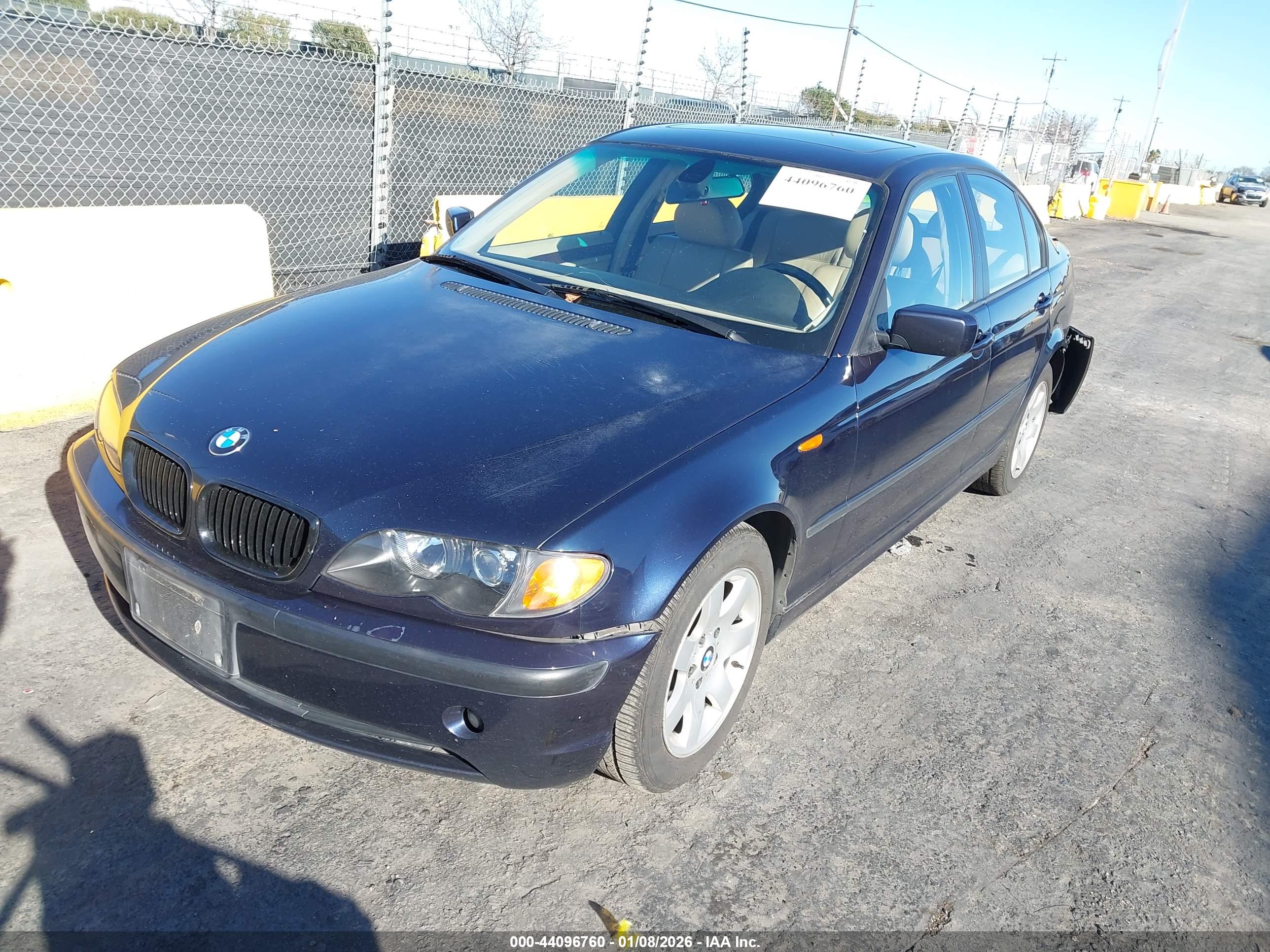 BMW 325I image 2