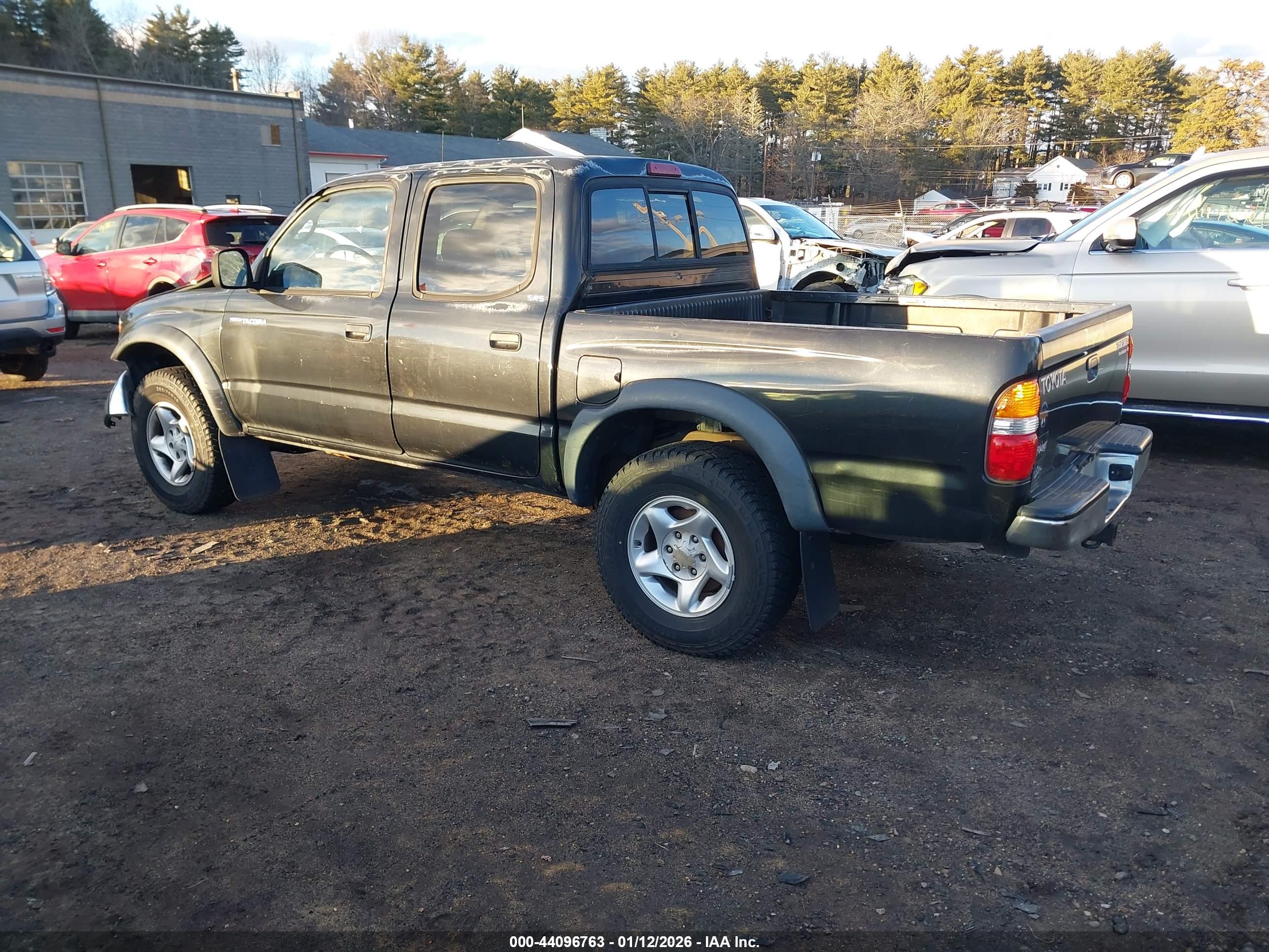 TOYOTA TACOMA image 3