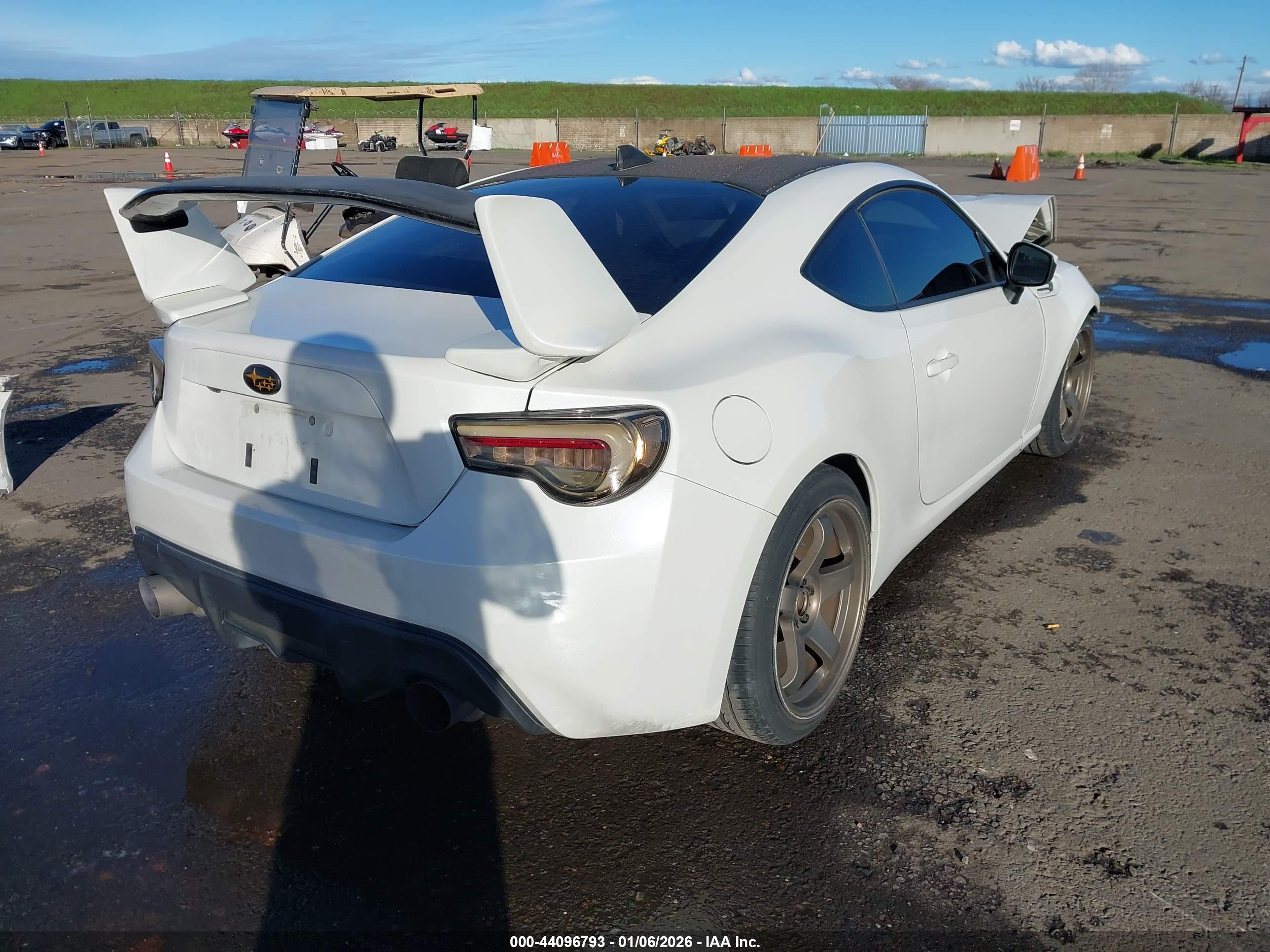 SUBARU BRZ image 4