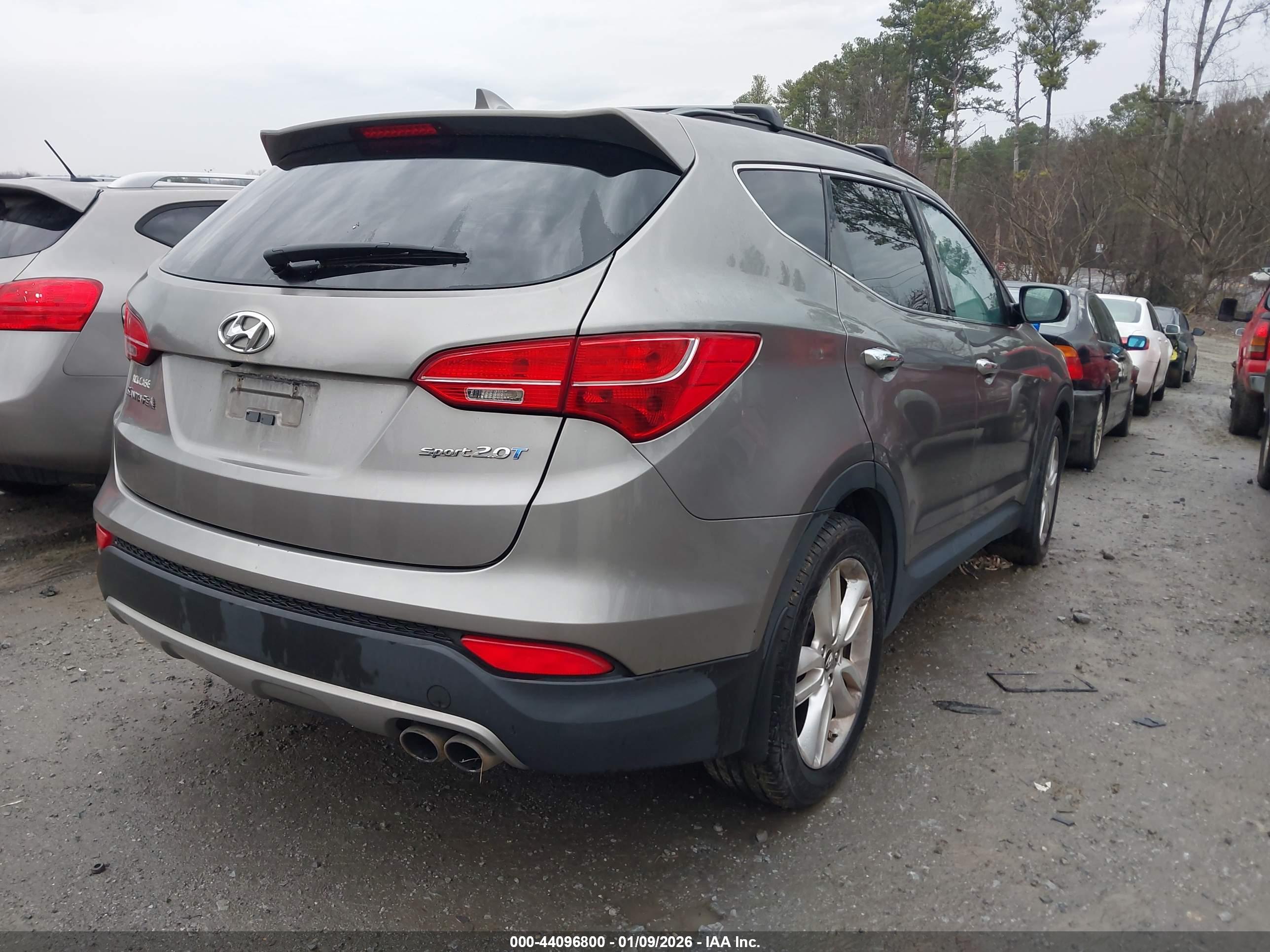 HYUNDAI SANTA image 4