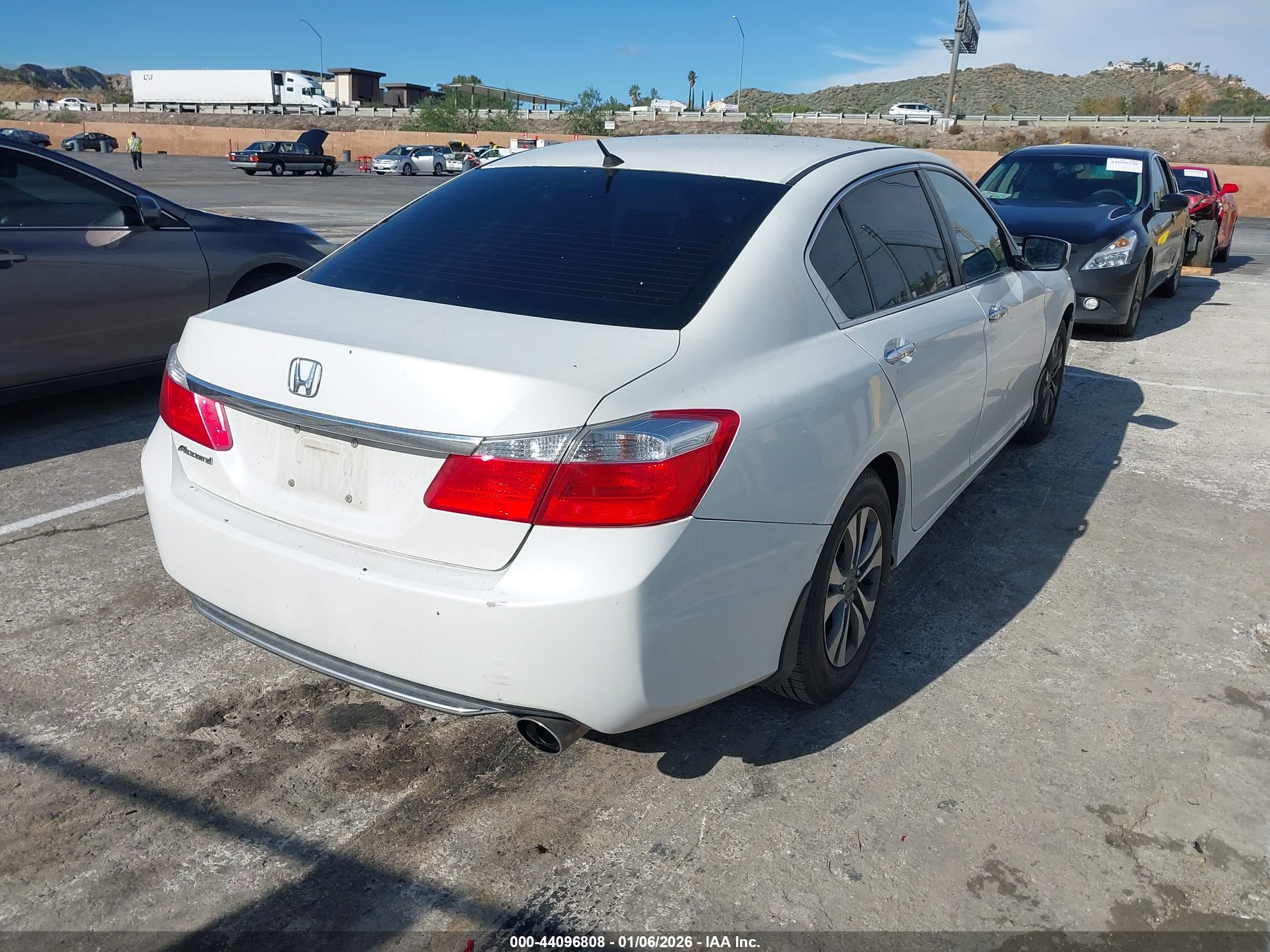 HONDA ACCORD image 4