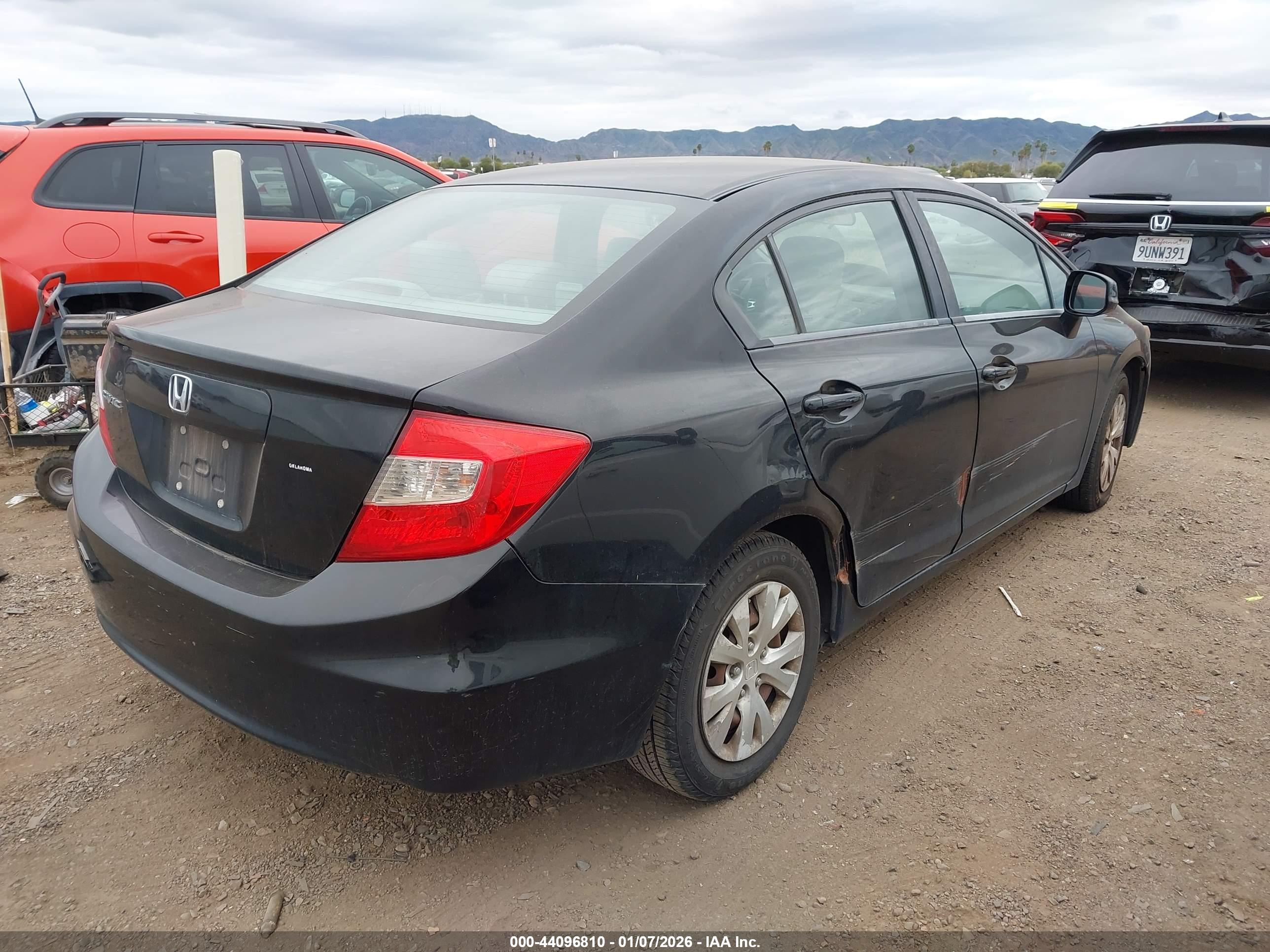HONDA CIVIC image 4