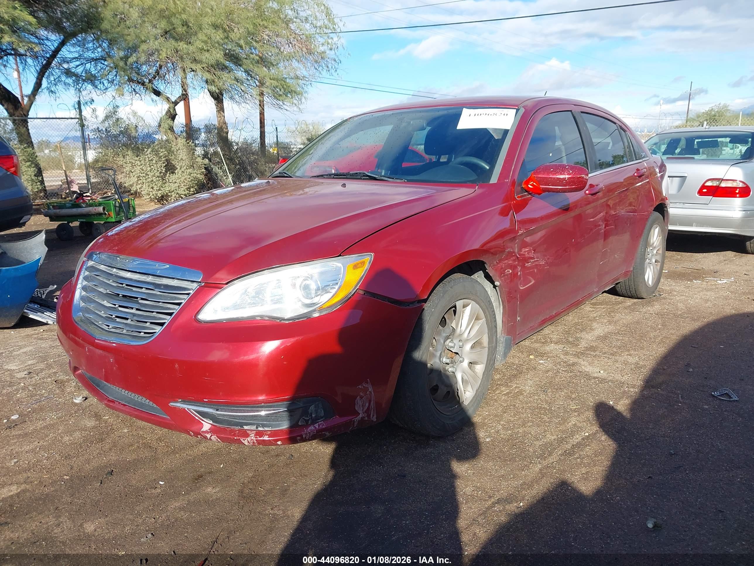CHRYSLER 200 image 6