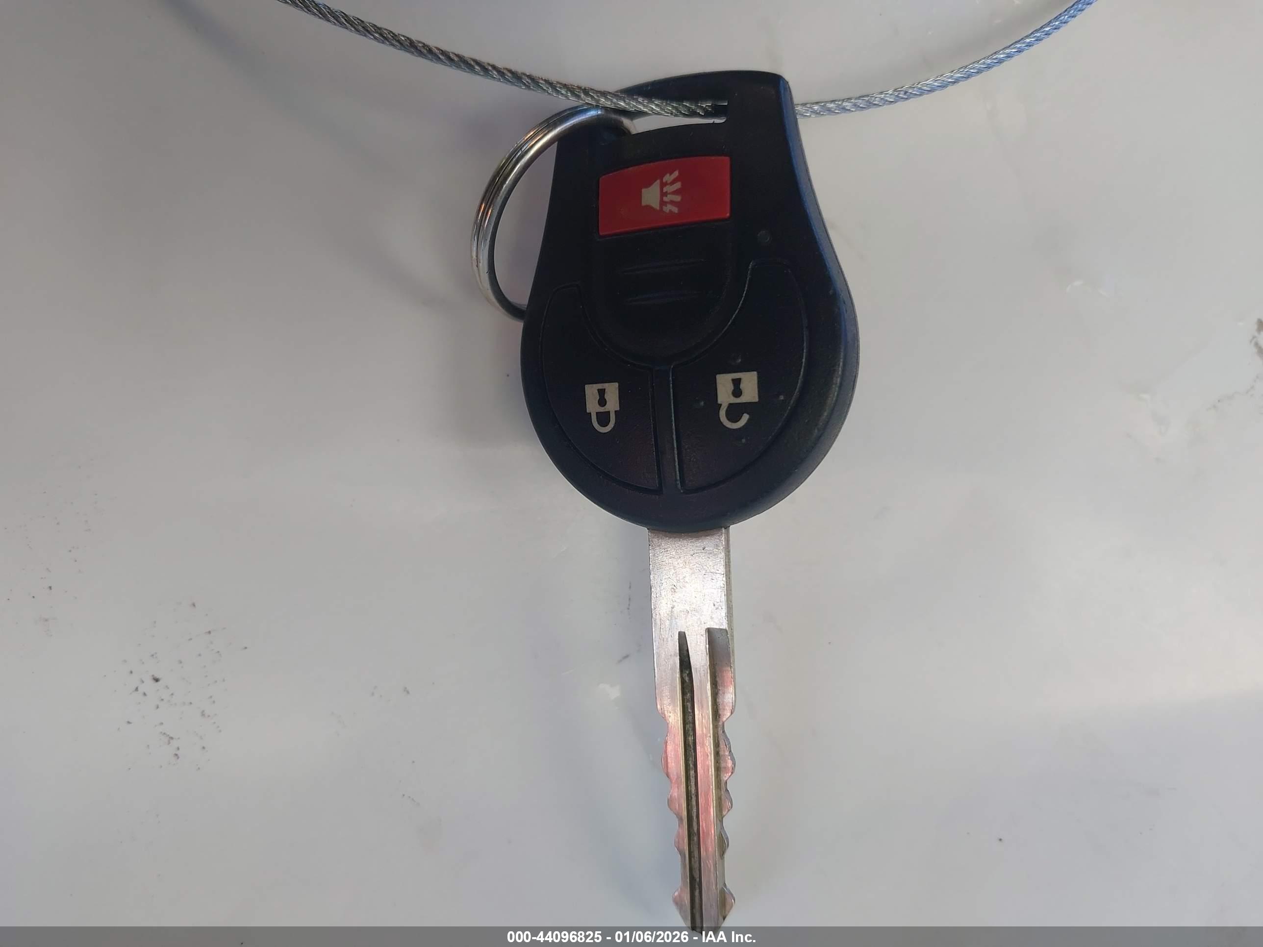 NISSAN VERSA image 11