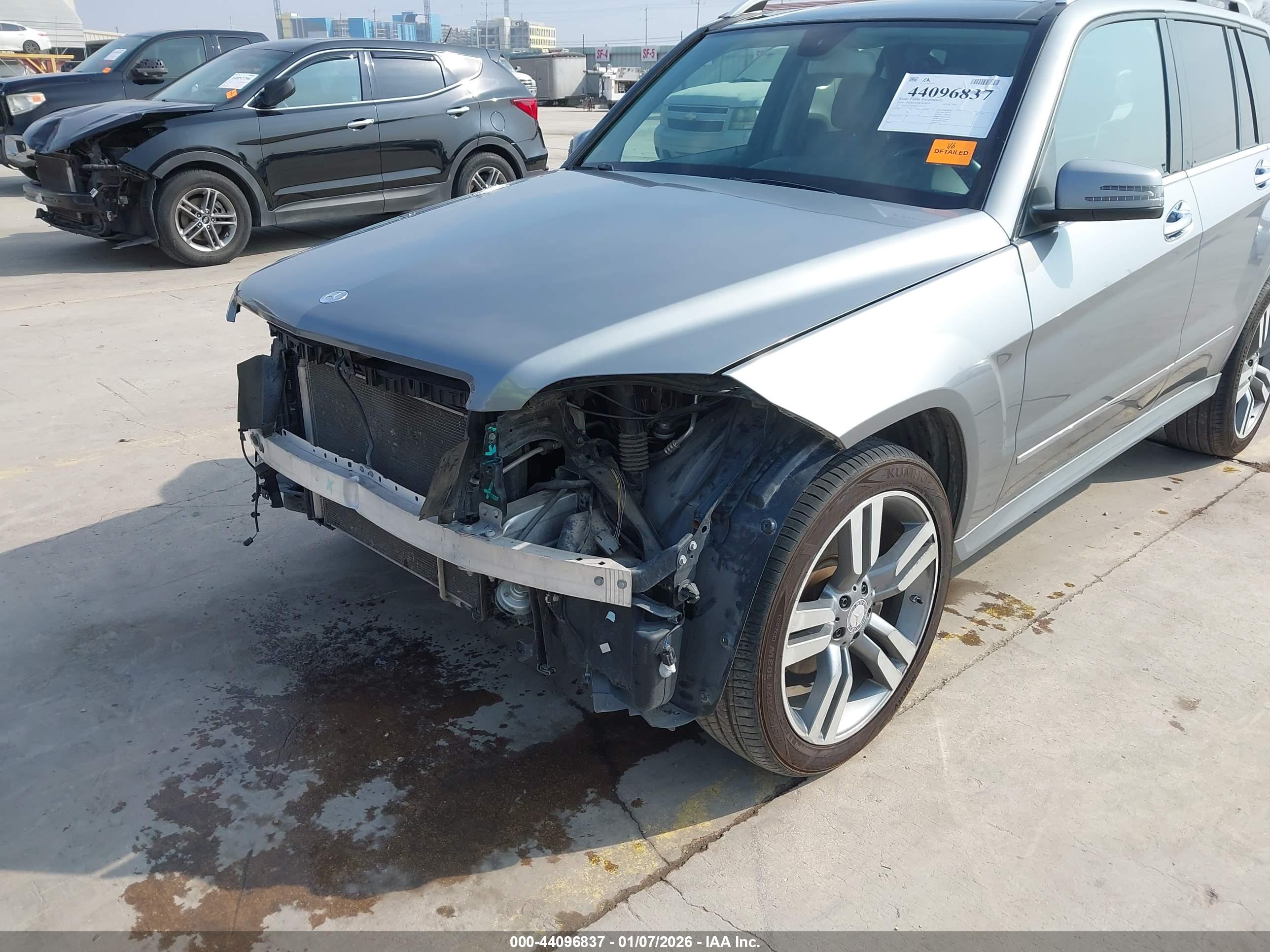 MERCEDES-BENZ GLK image 6