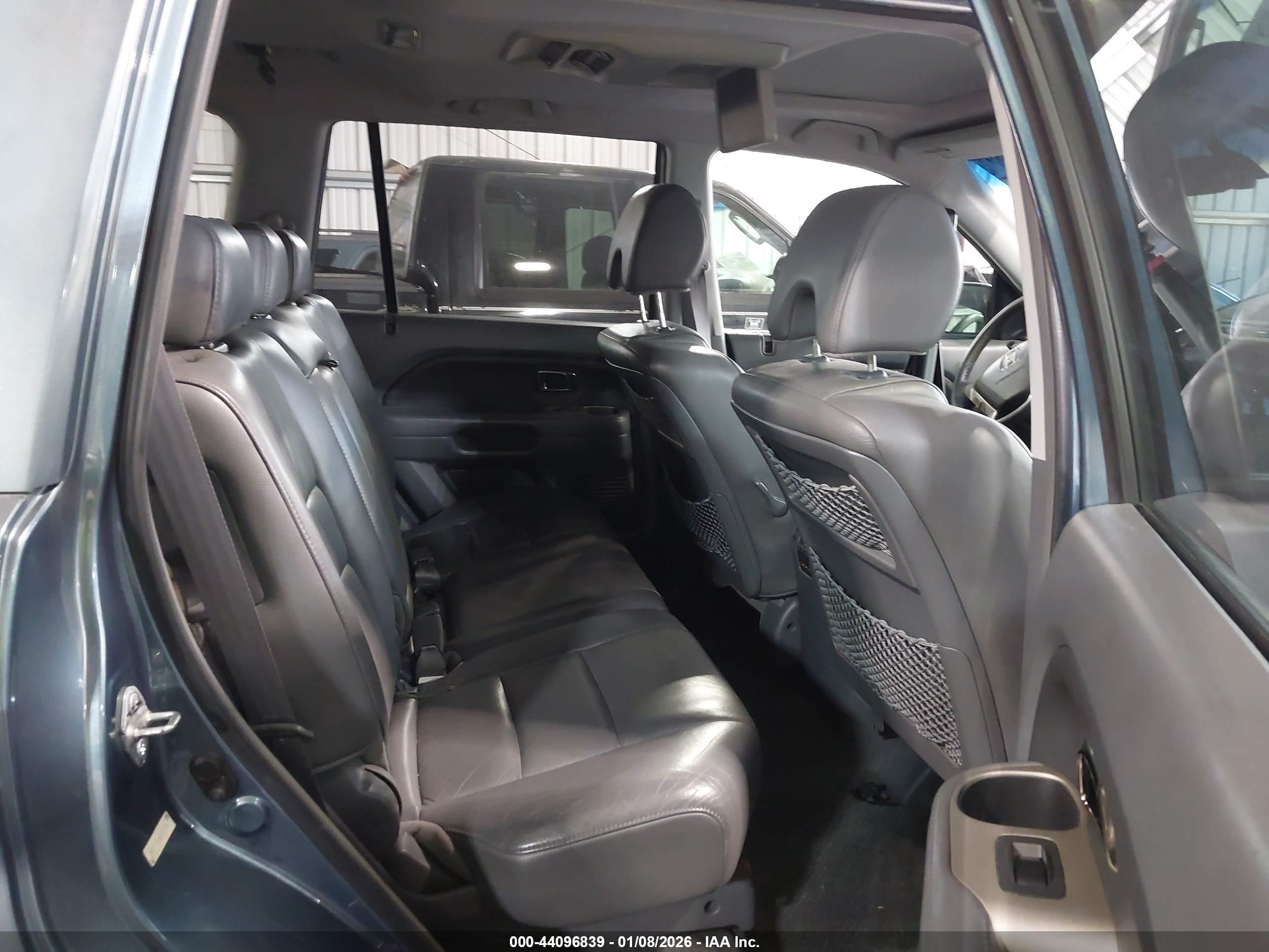 HONDA PILOT image 8