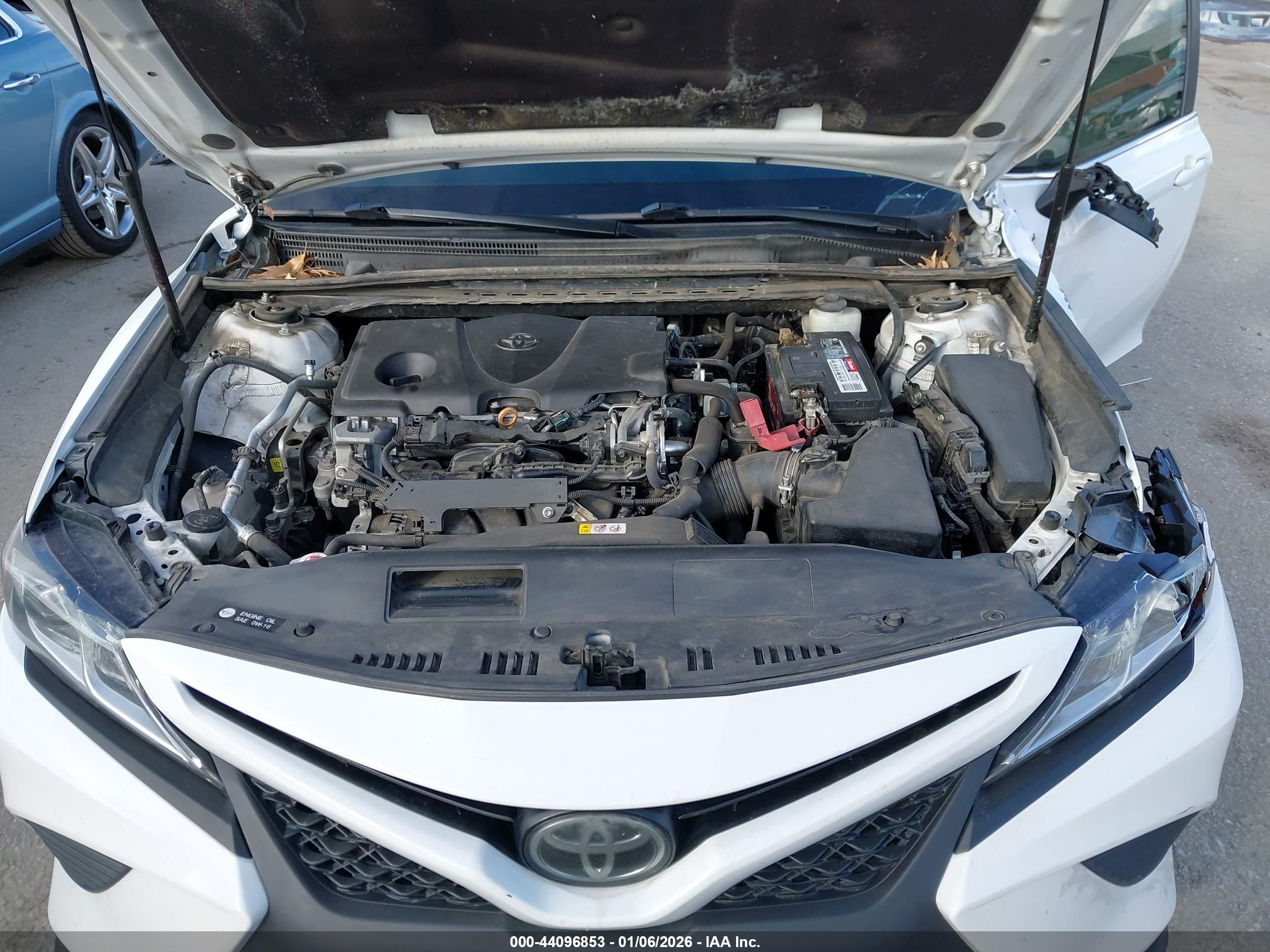 TOYOTA CAMRY image 10