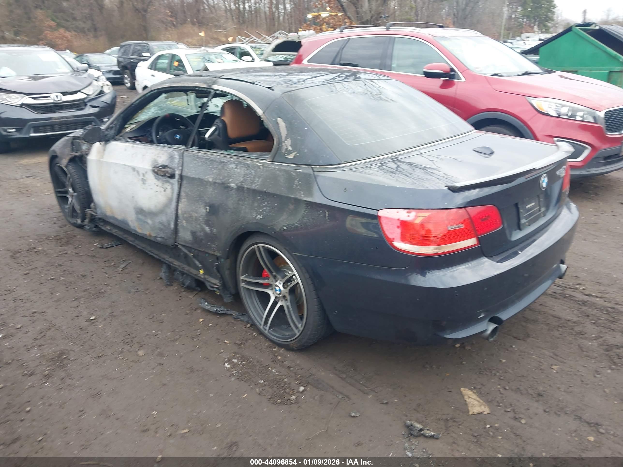 BMW 335I image 3