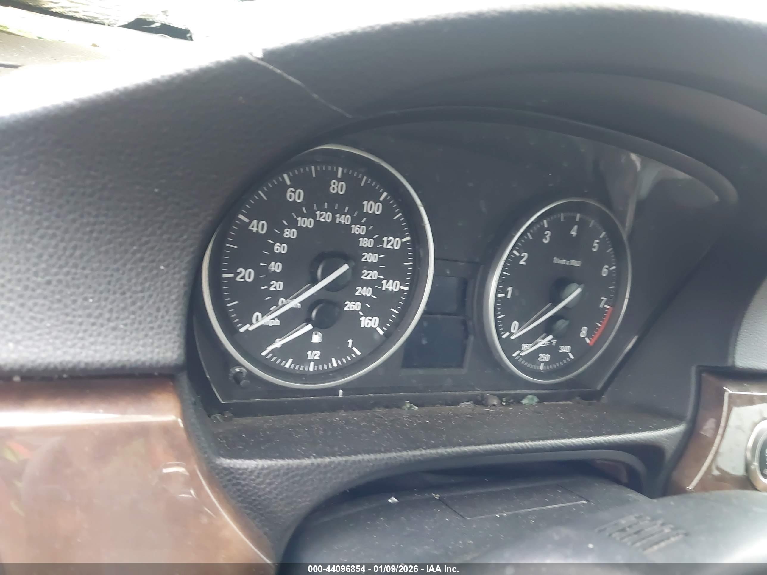 BMW 335I image 7