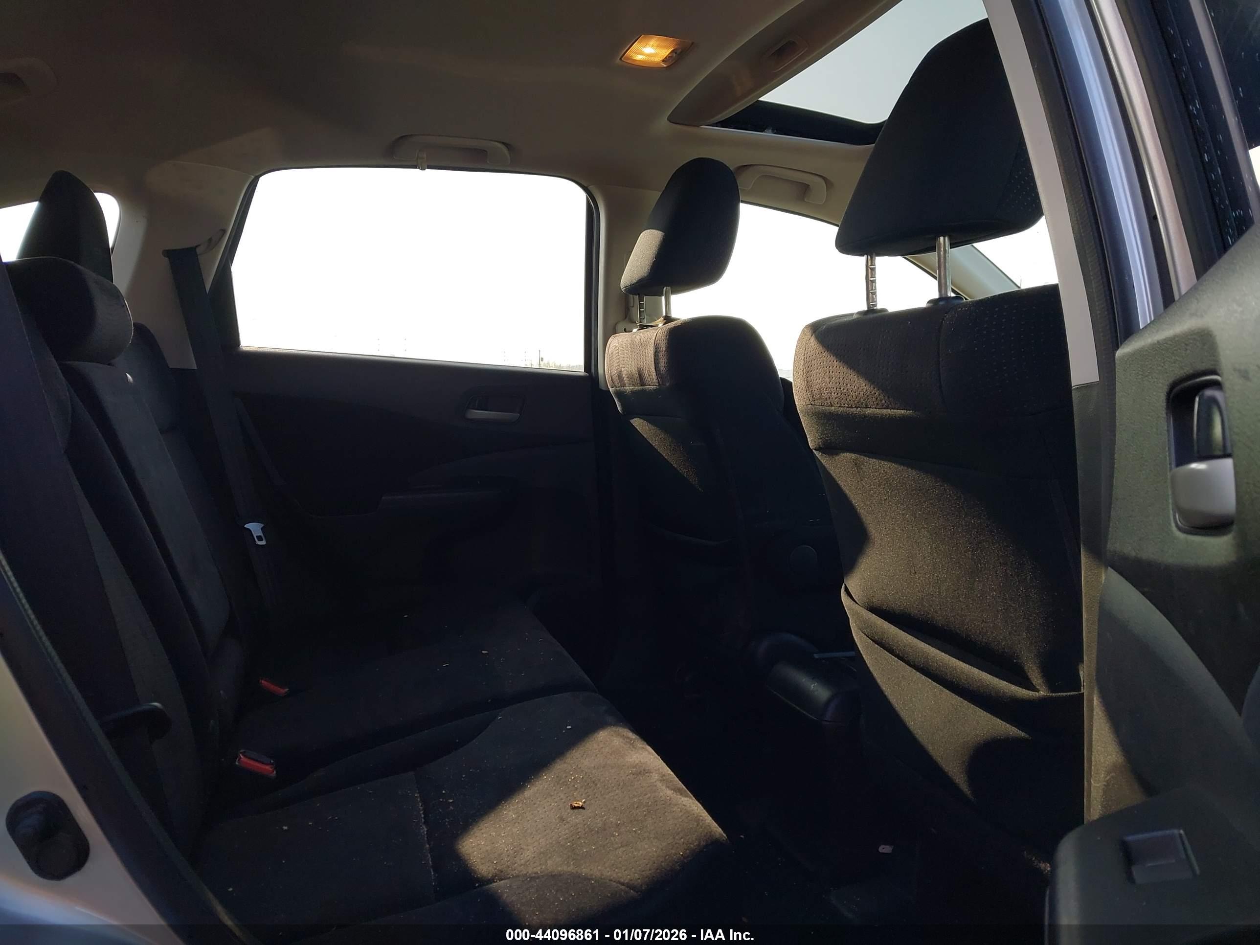 HONDA CR-V image 8