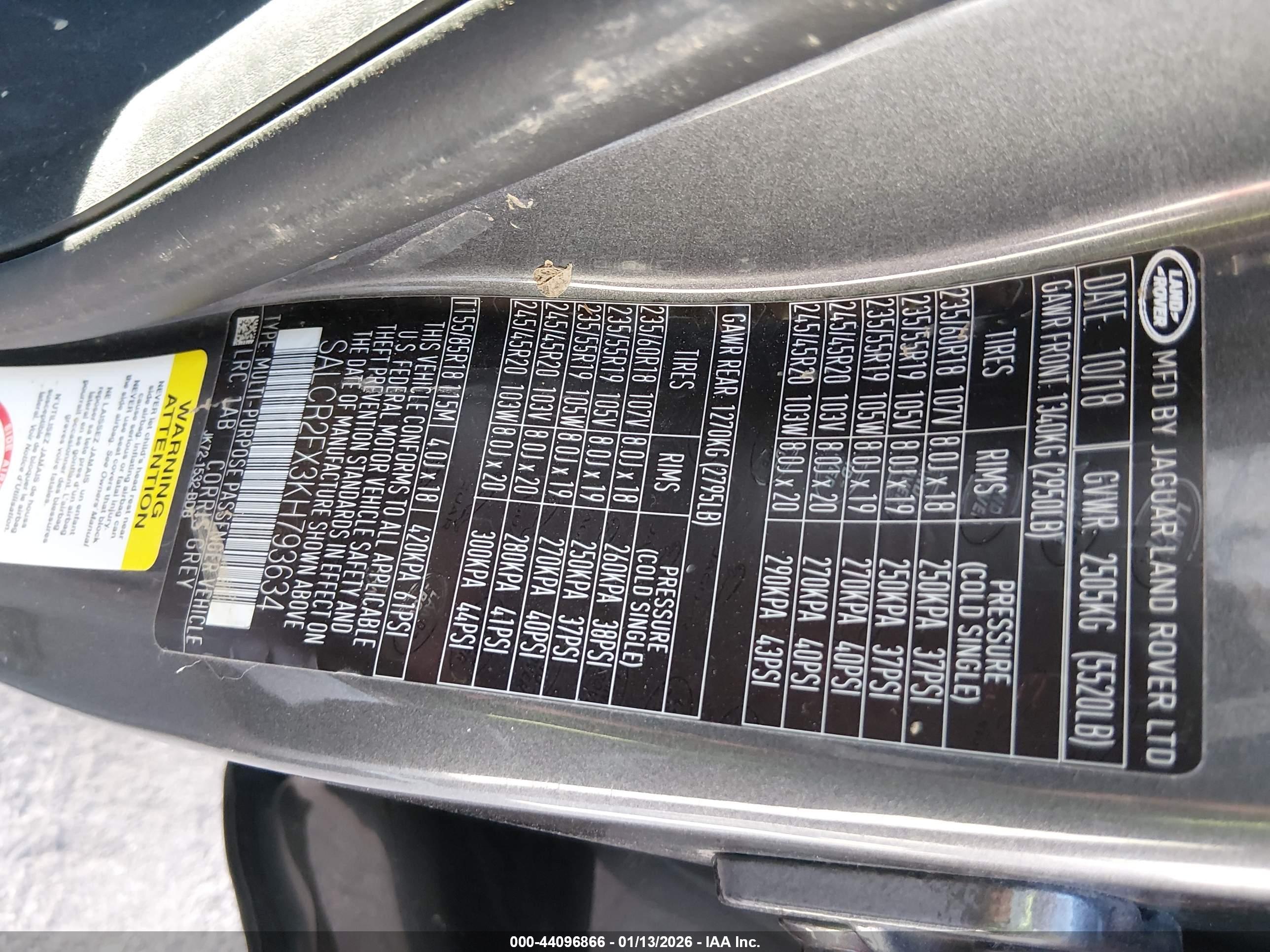 LAND ROVER image 9