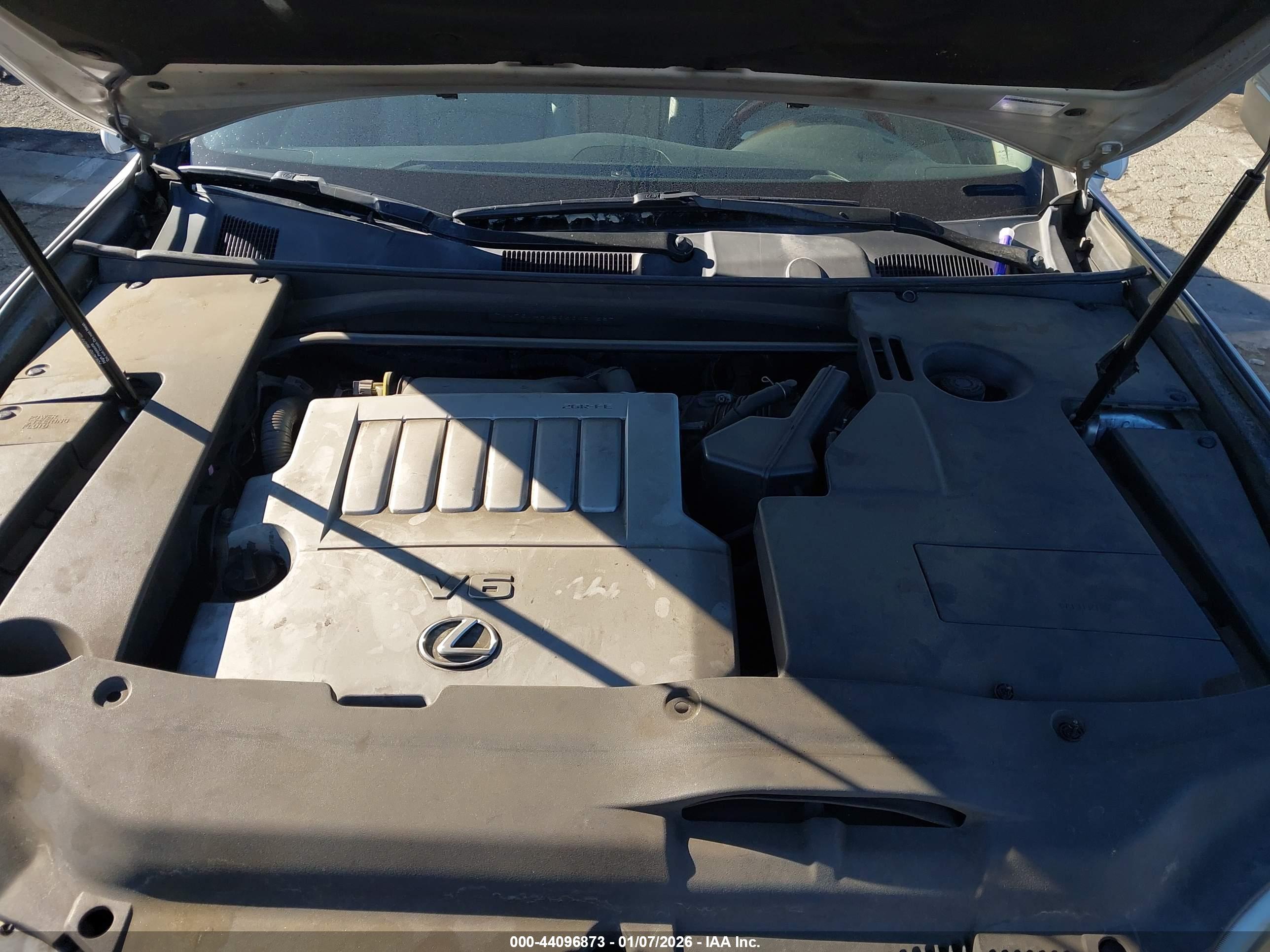 LEXUS ES image 10