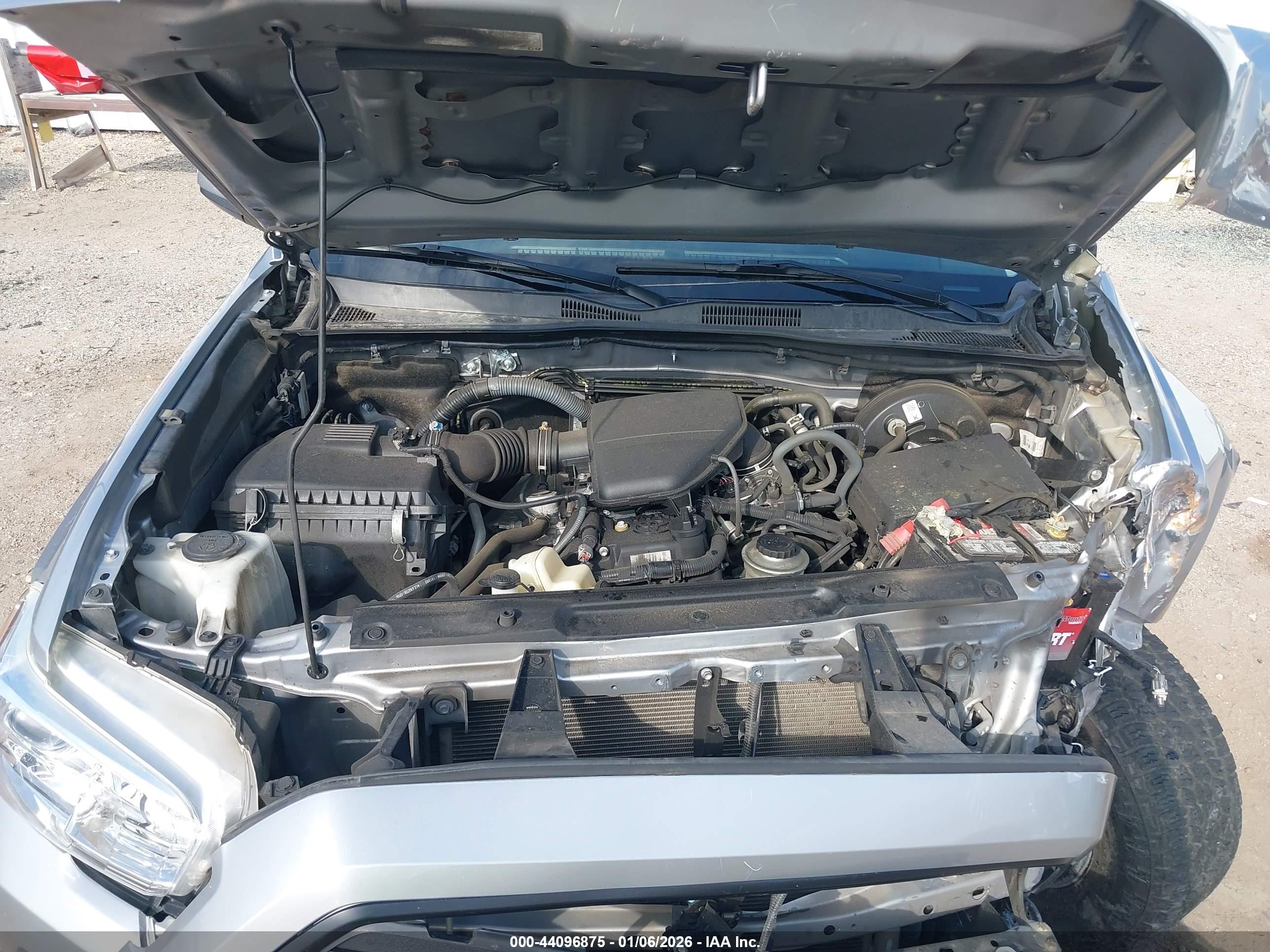 TOYOTA TACOMA image 10