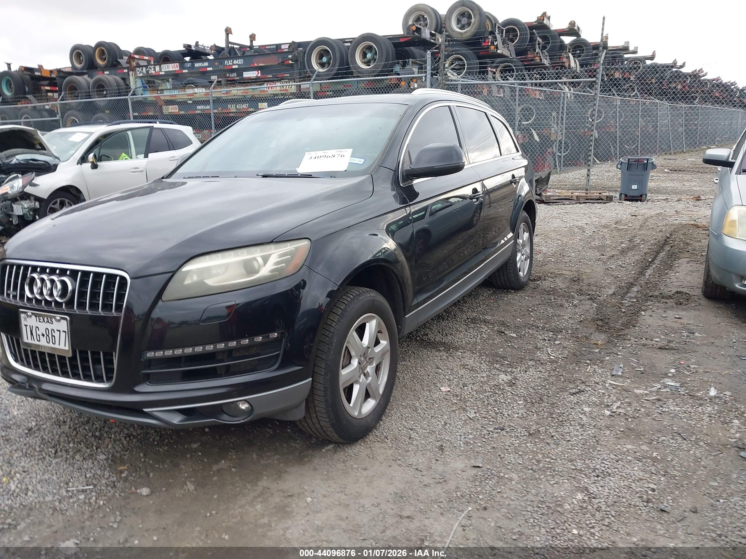 AUDI Q7 image 2