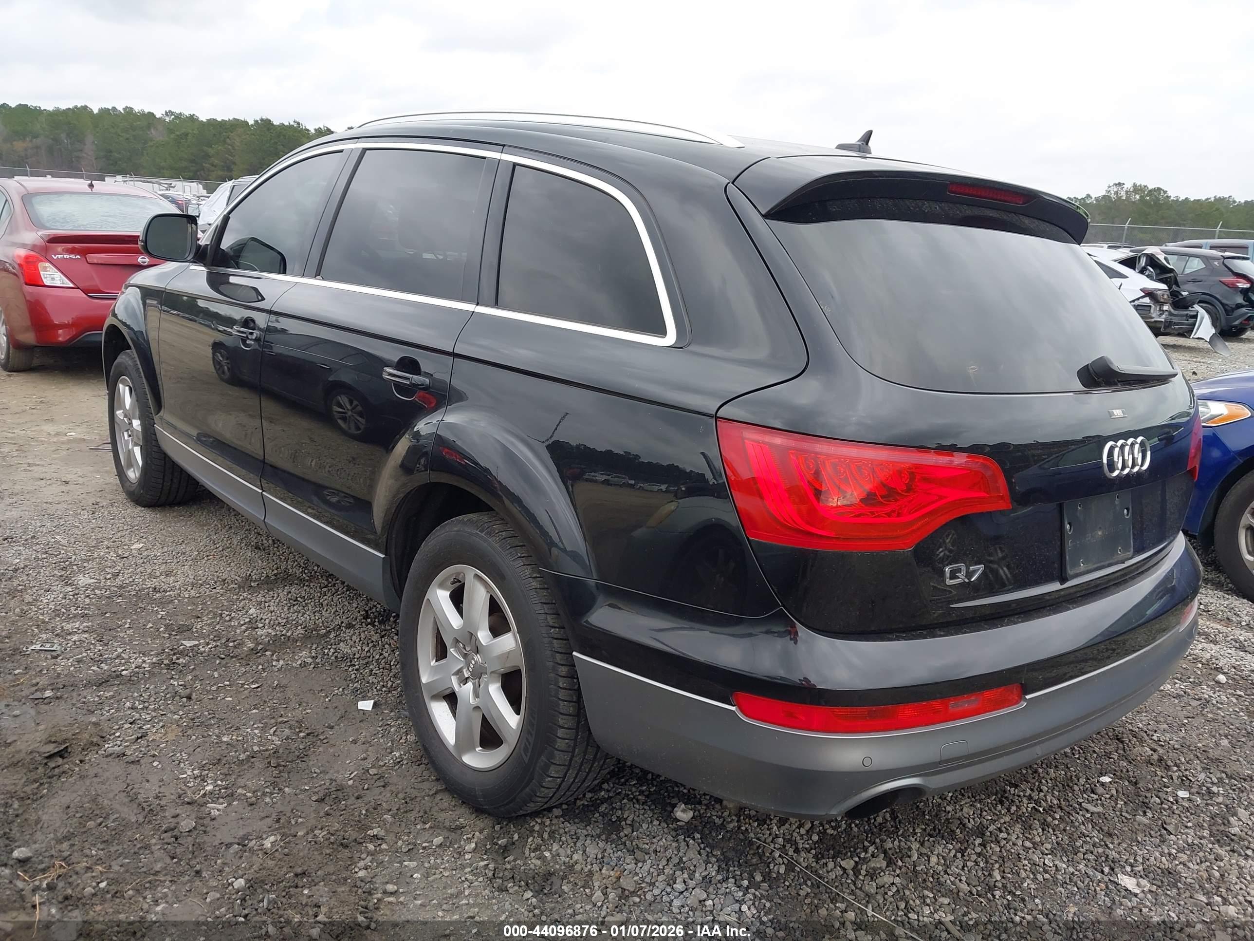 AUDI Q7 image 3