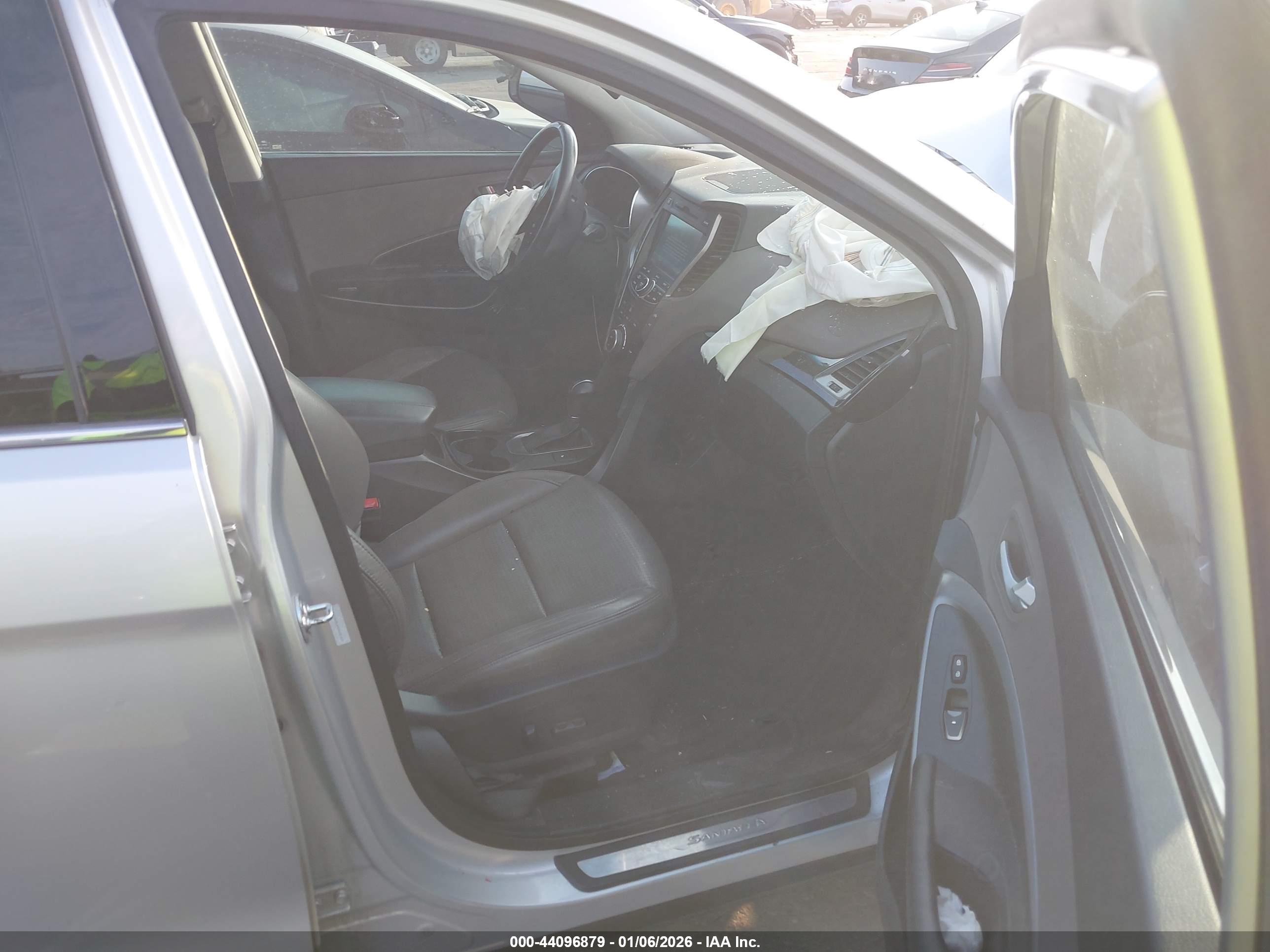 HYUNDAI SANTA image 5