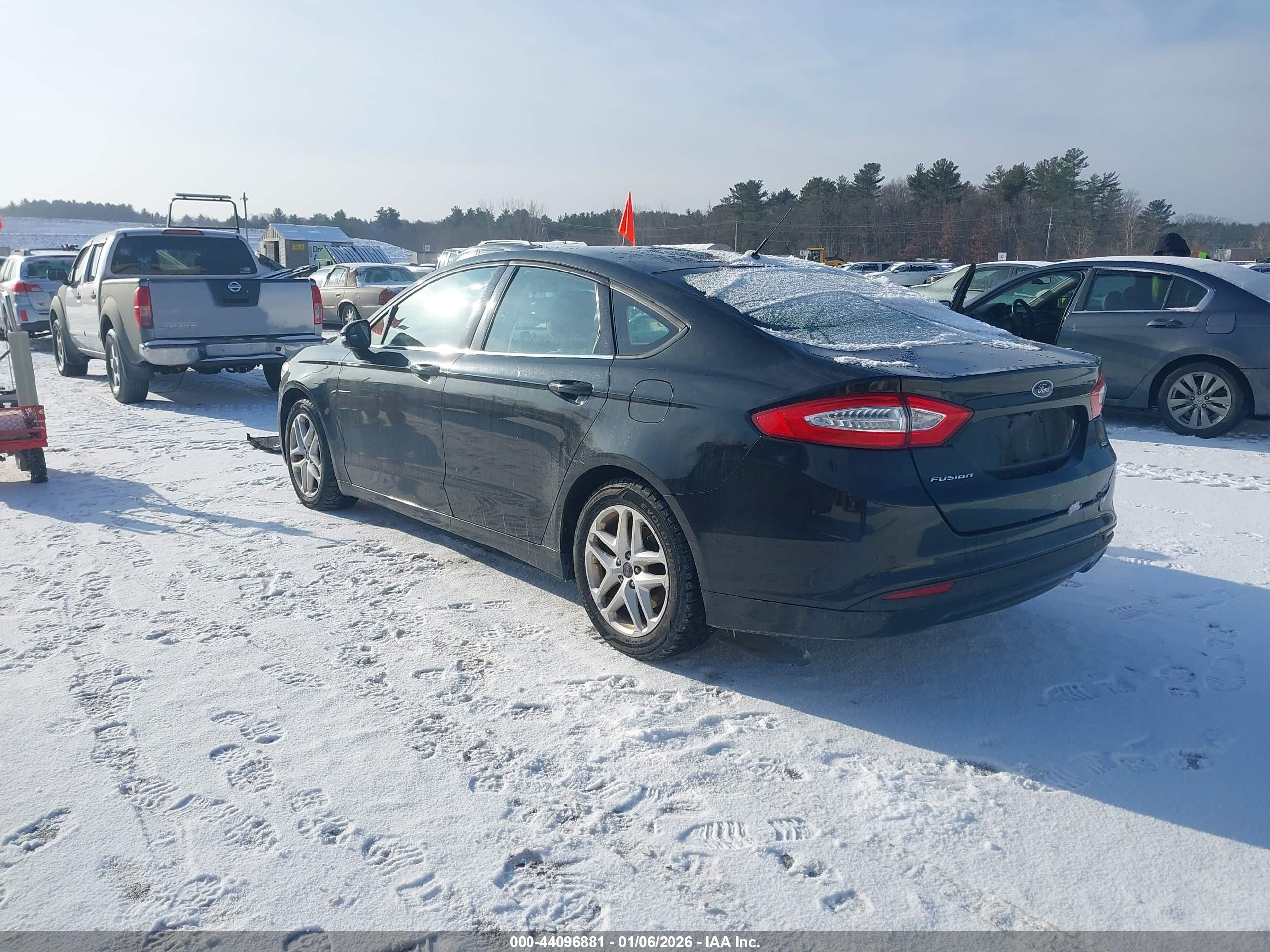 FORD FUSION image 3